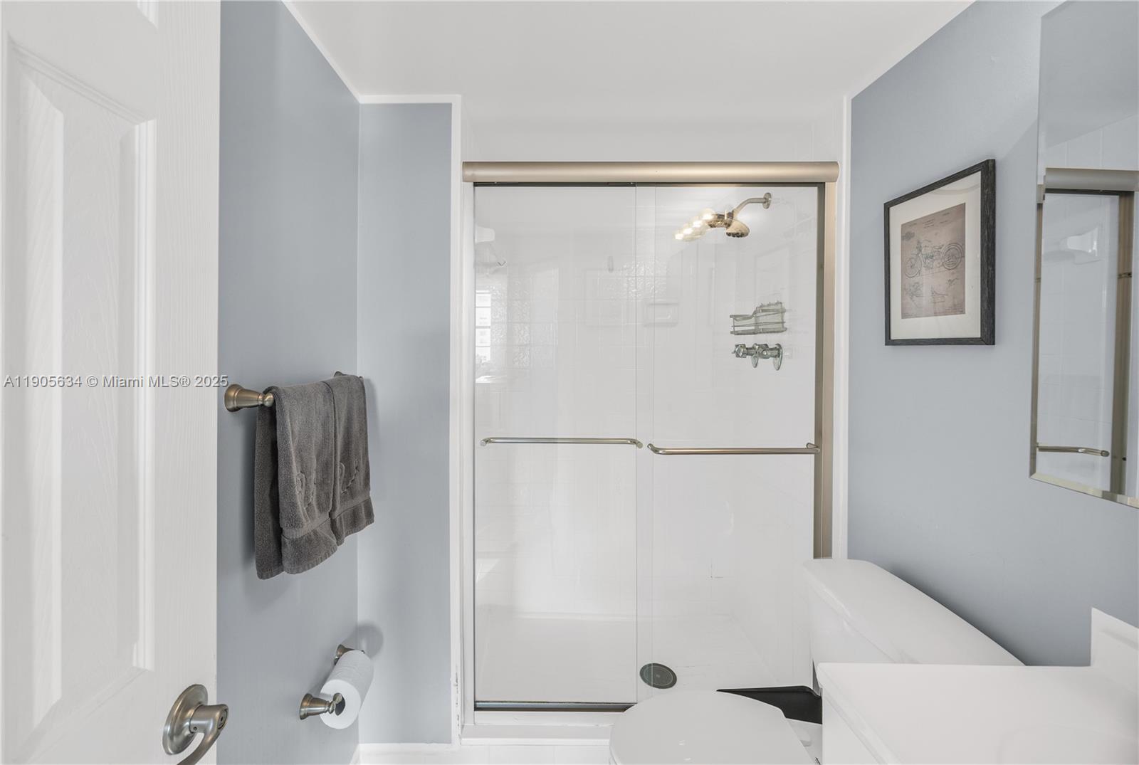 ADMIRALS PORT CONDO - Residential