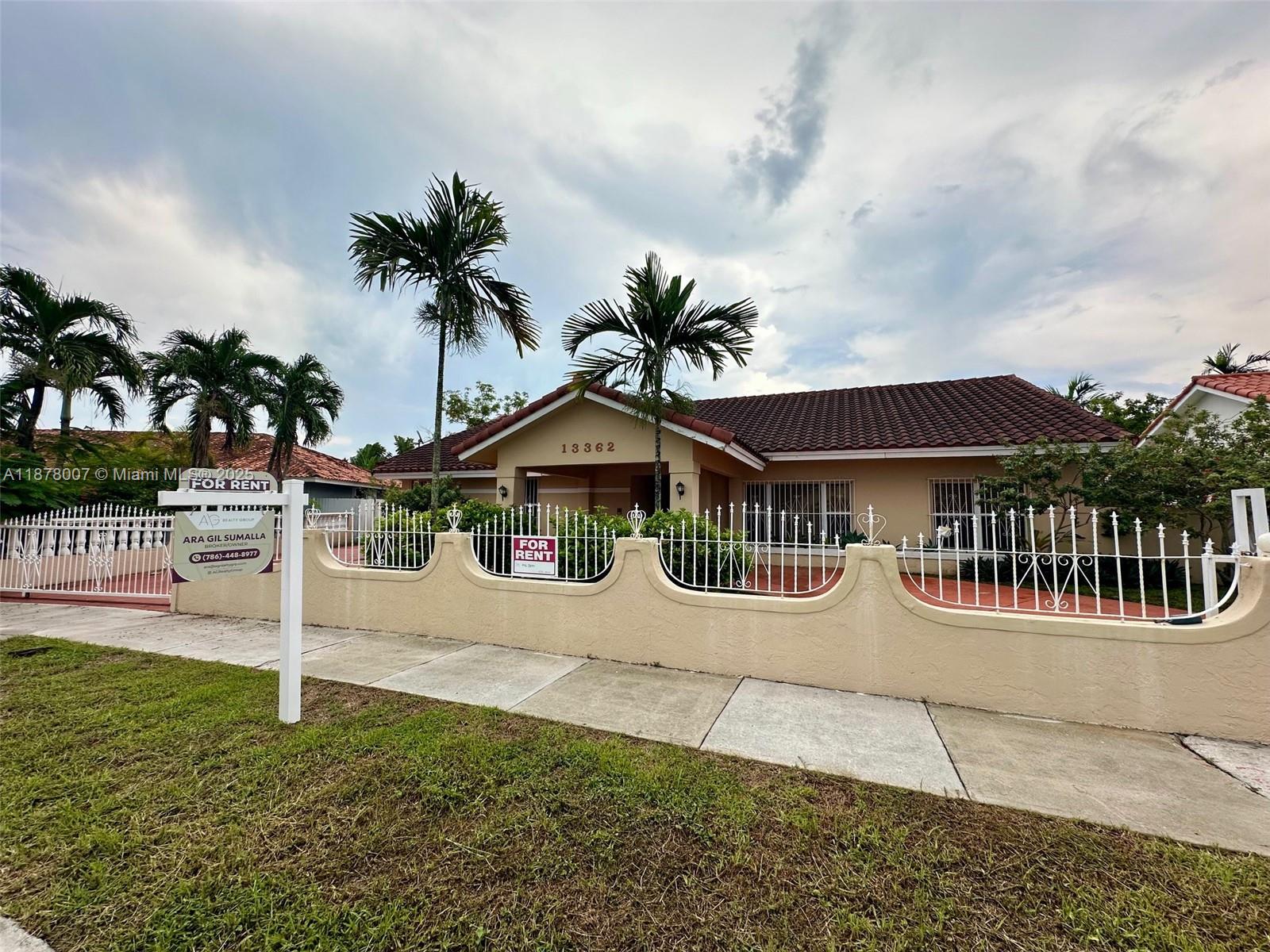 Beautiful, one-story, oversized single-family home for rent (2,105 sq. ft living area and 7,708 sq. ft. lot), located at a very quiet street. The property is comprised of 3 bedrooms, 2 bathrooms, enclosed terrace, separate laundry room, huge backyard with outdoor kitchen. There is a separate back structure, encompassing half bathroom and a storage room. Kitchen and bathrooms are not updated. Plenty of parking space, circular driveway. All fenced. No HOA approval required.
