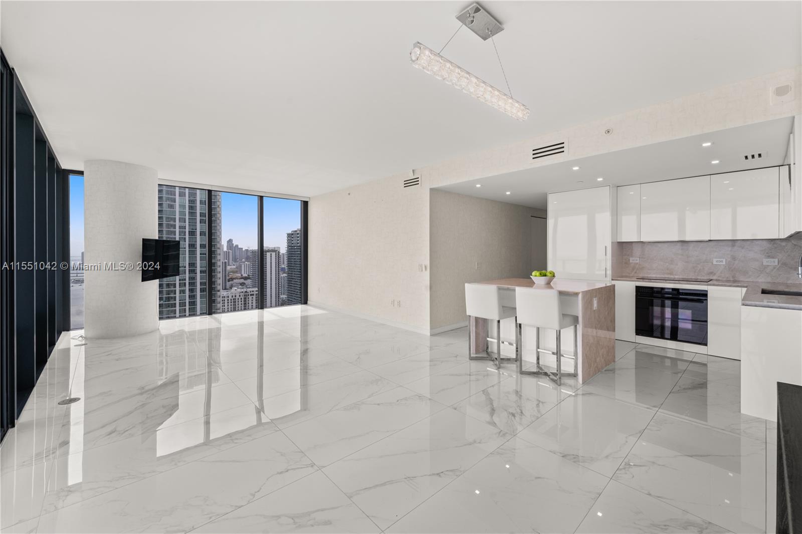 ONE PARAISO CONDO - Residential