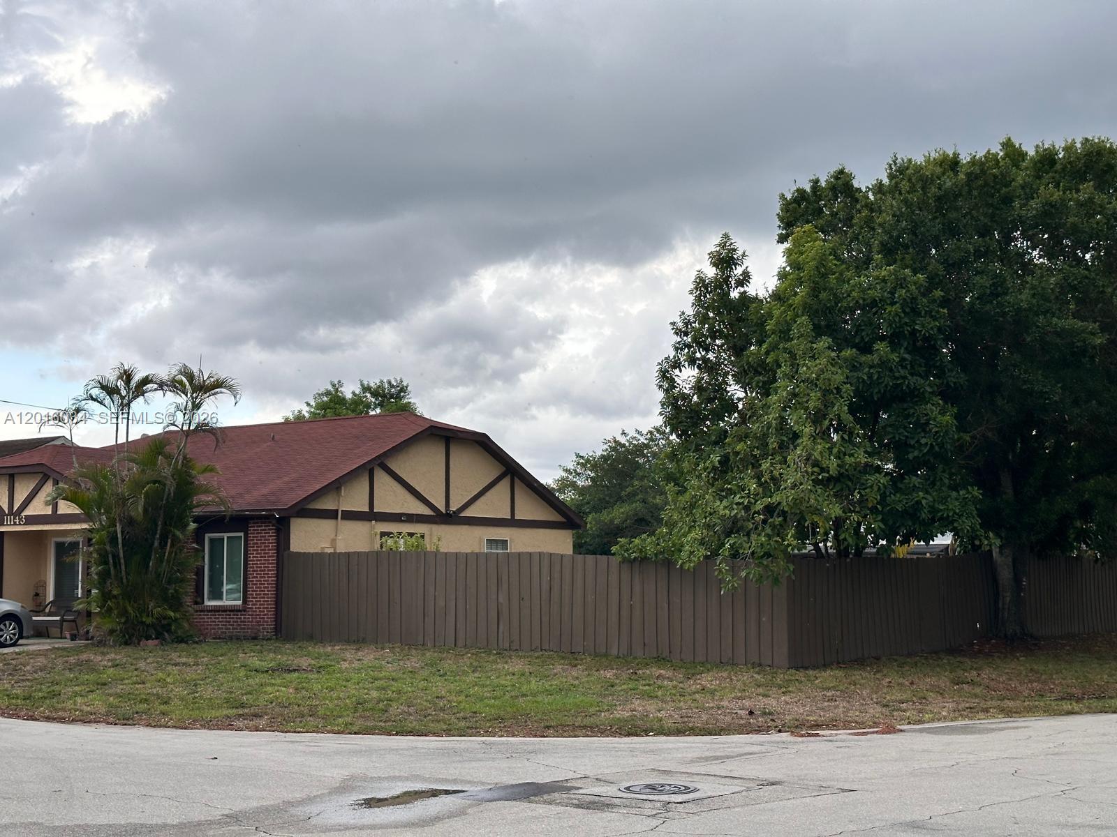 BOCA HEIGHTS PATIO HOMES - Residential Lease