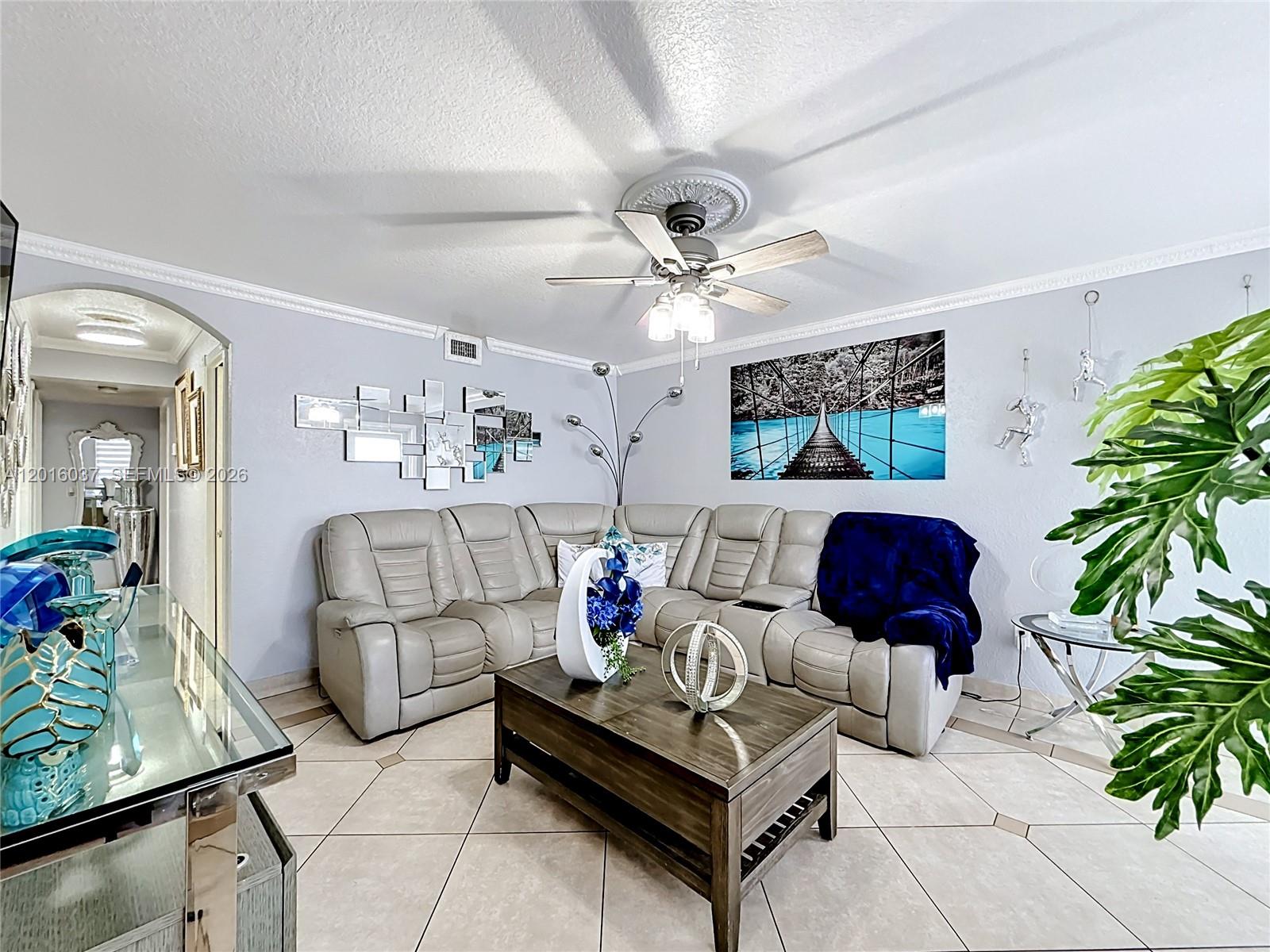 IVINETA CONDO - Residential