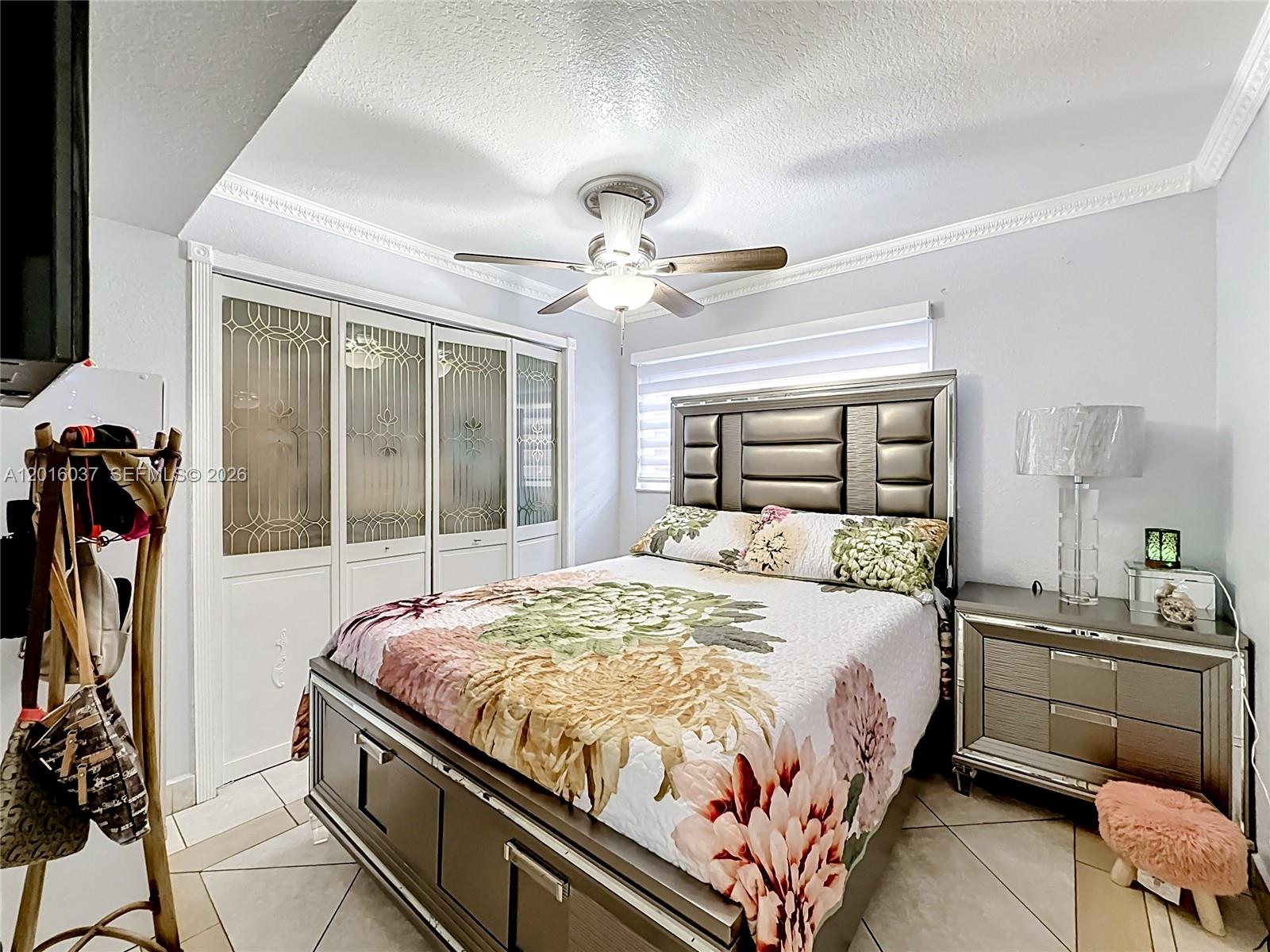 IVINETA CONDO - Residential