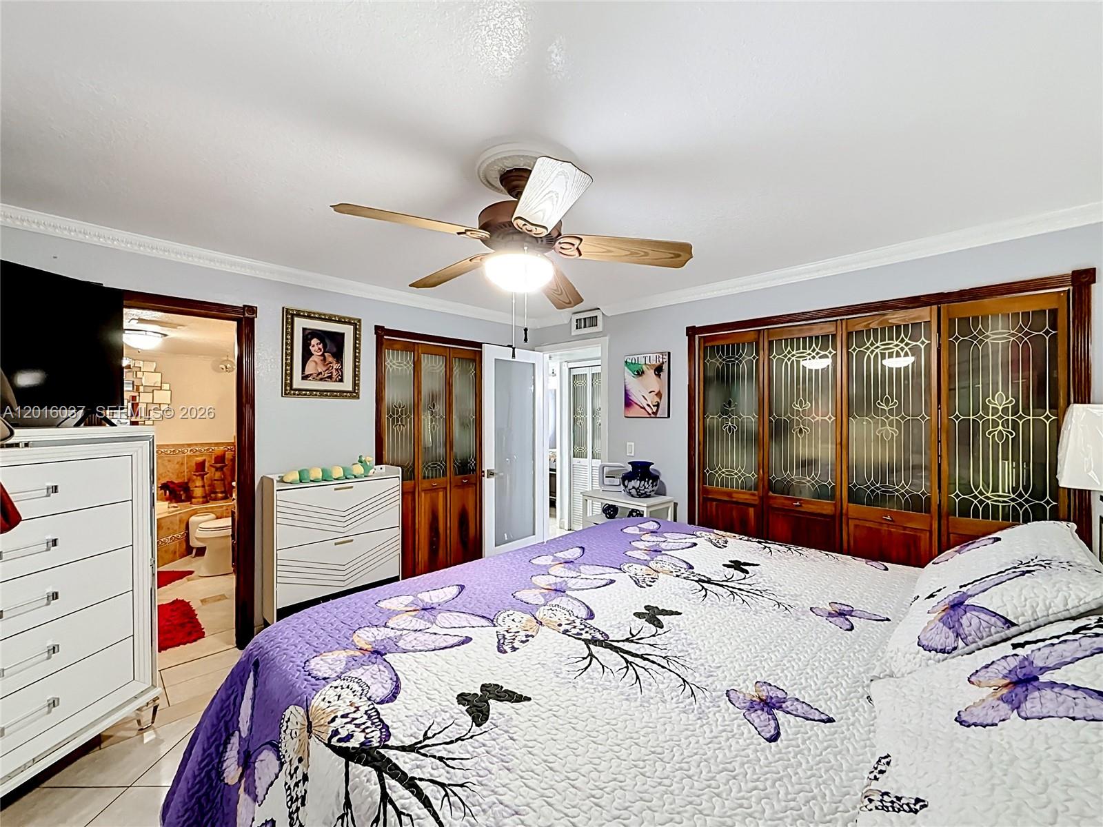 IVINETA CONDO - Residential