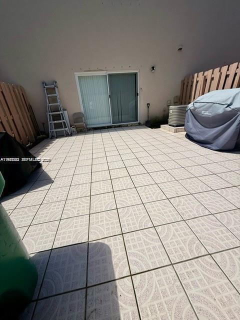 WEITZER SERENA LAKES TOWN - Residential