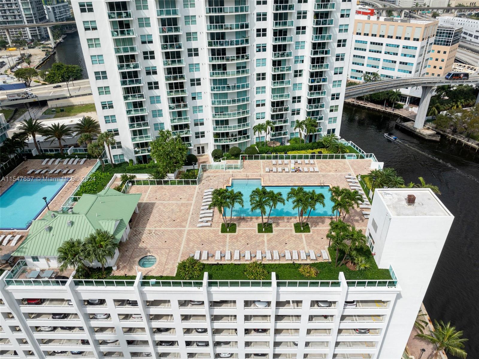 BRICKELL ON THE RIVER Sout - Residential