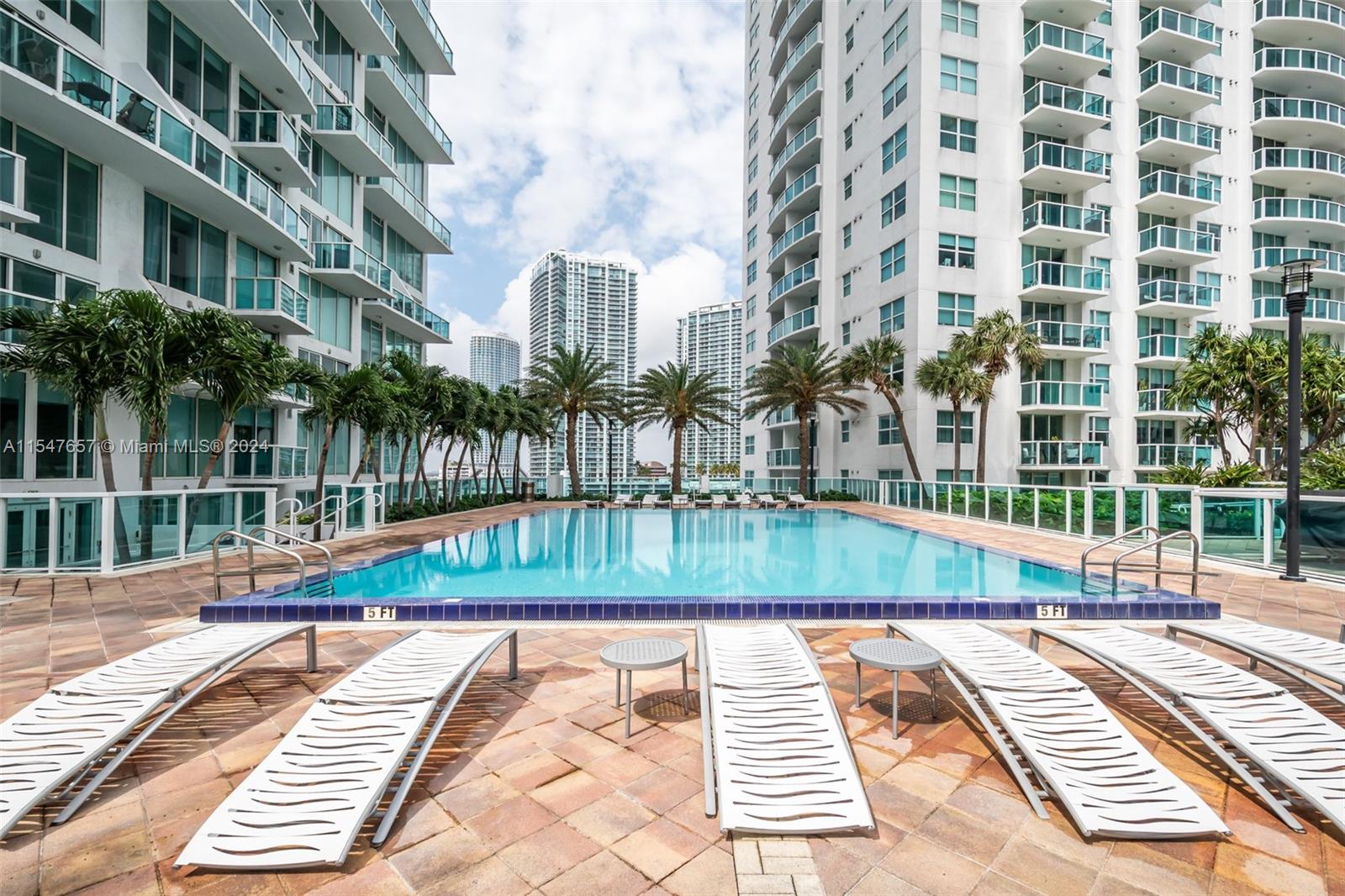 BRICKELL ON THE RIVER Sout - Residential