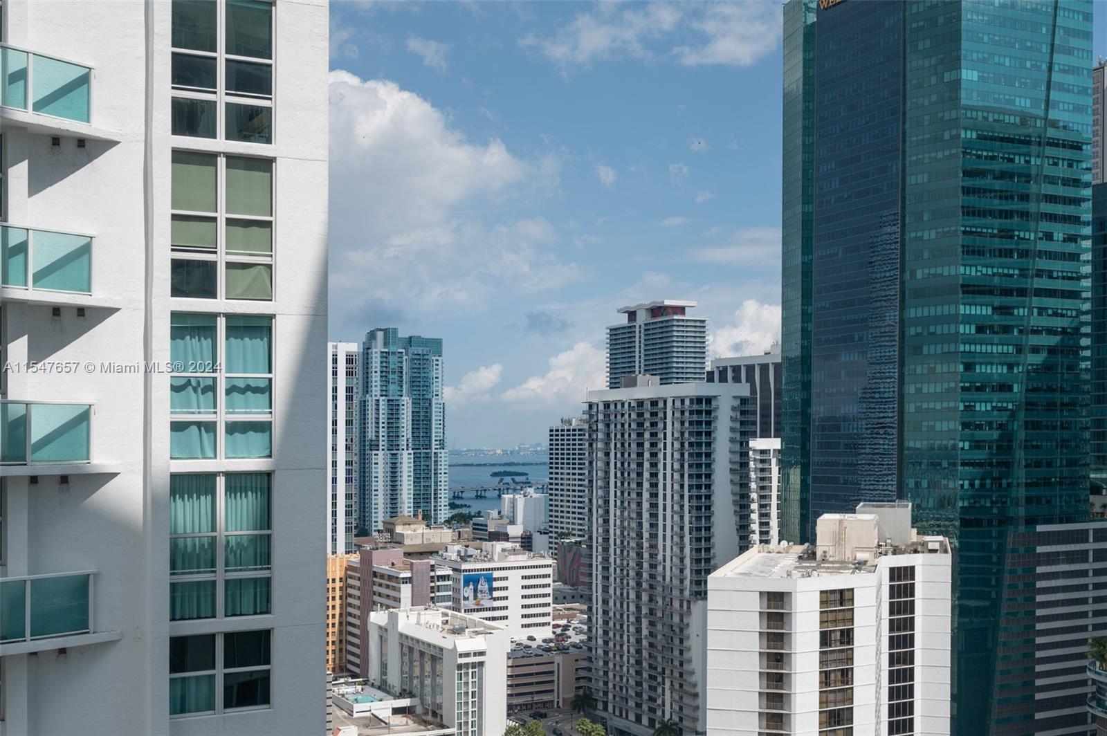 BRICKELL ON THE RIVER Sout - Residential