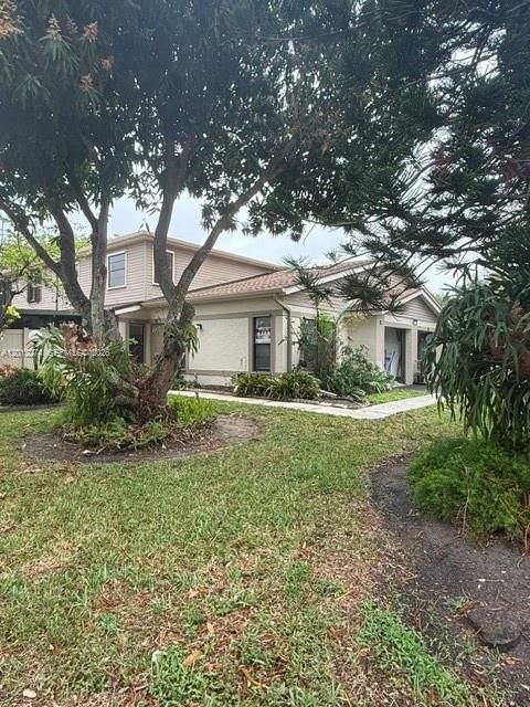 Photo of 4411 Willow Pond Rd #C, West Palm Beach, FL 33417 (MLS # A12012274)