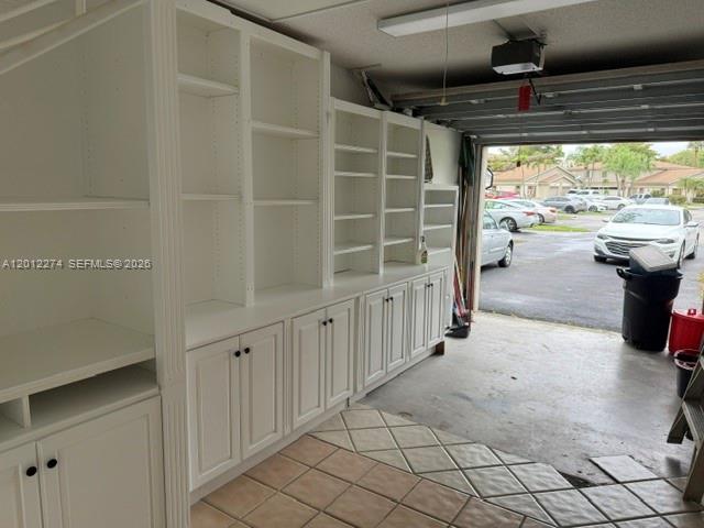 LAKESIDE GREEN 5 - Residential