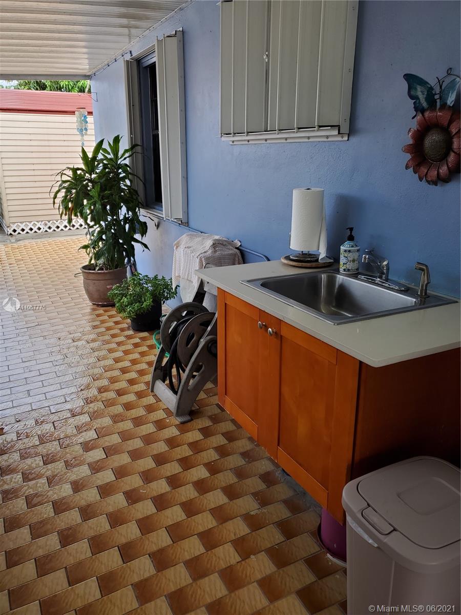 IDEAL HOMES SUB NO 3 - Residential