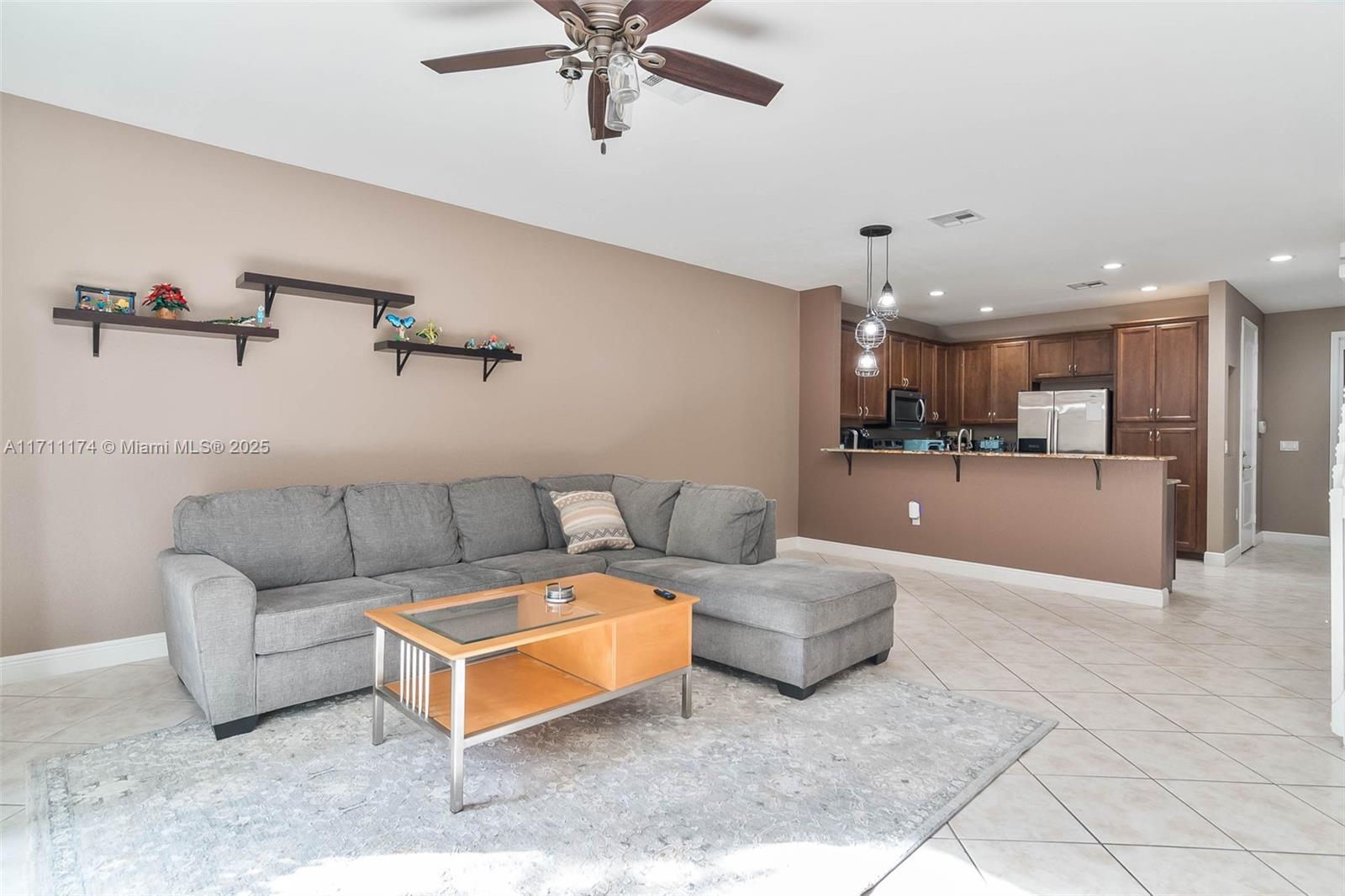SADDLE BRIDGE - Residential