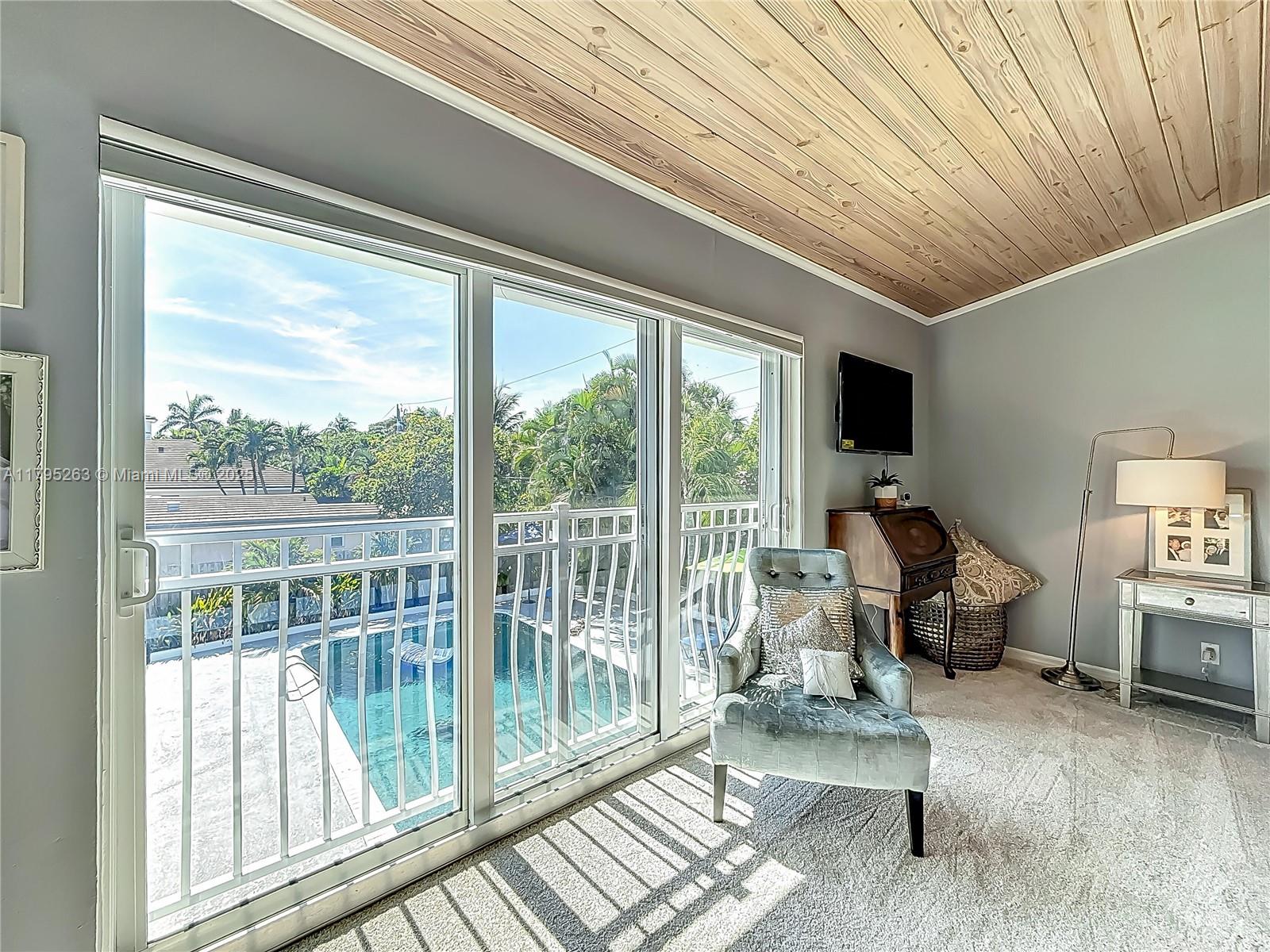 HILLSBORO SHORES SEC - Residential