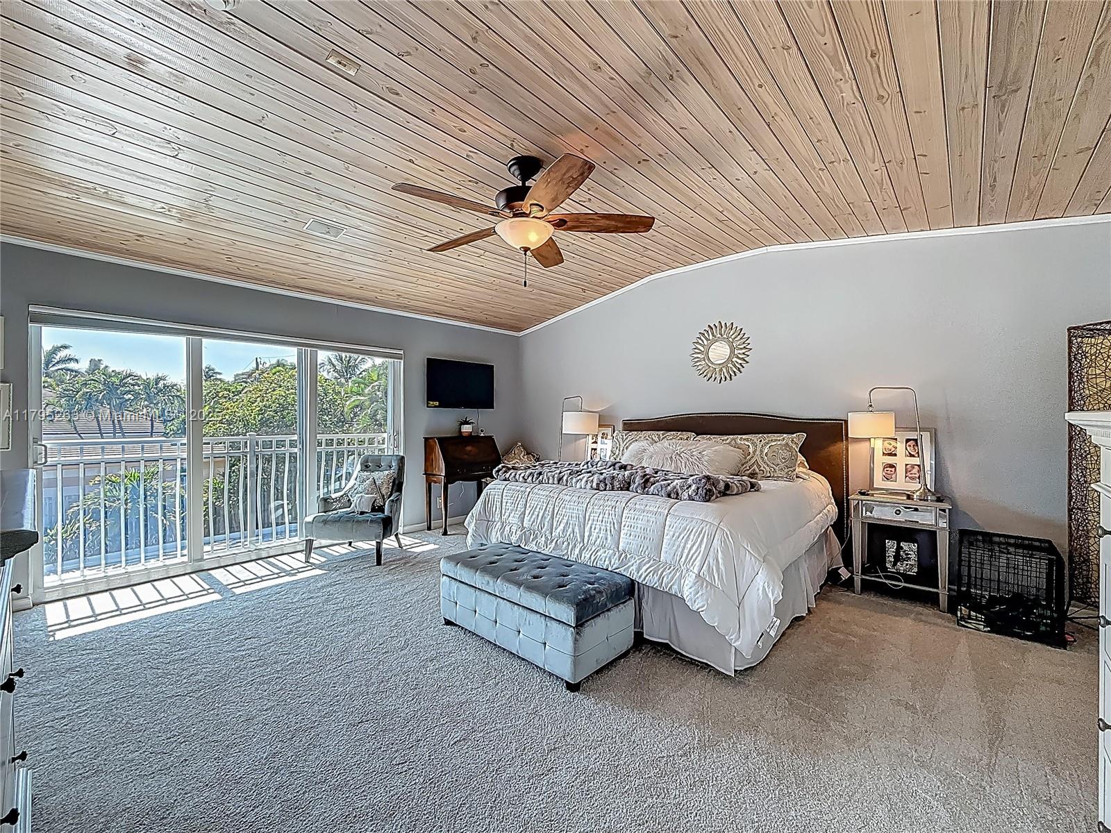 HILLSBORO SHORES SEC - Residential