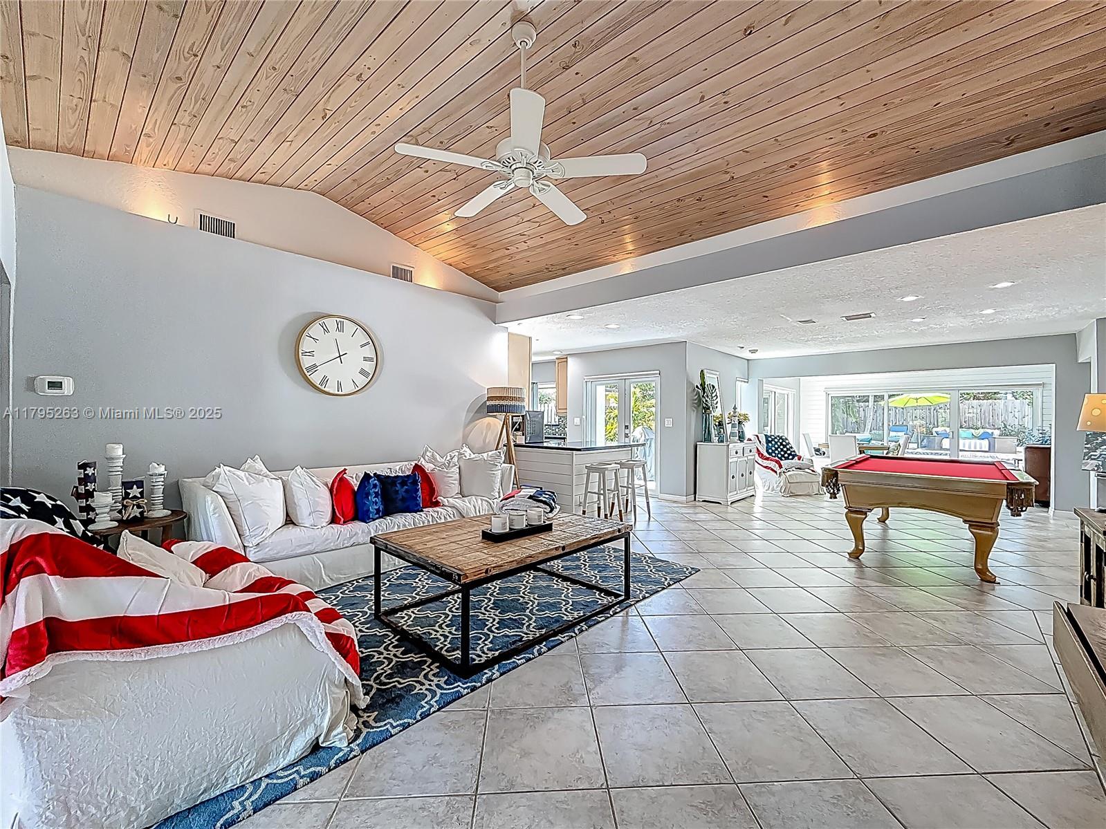 HILLSBORO SHORES SEC - Residential