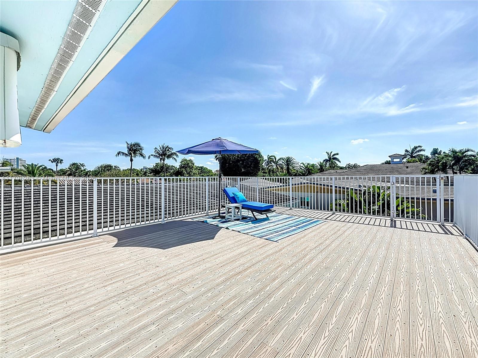 HILLSBORO SHORES SEC - Residential