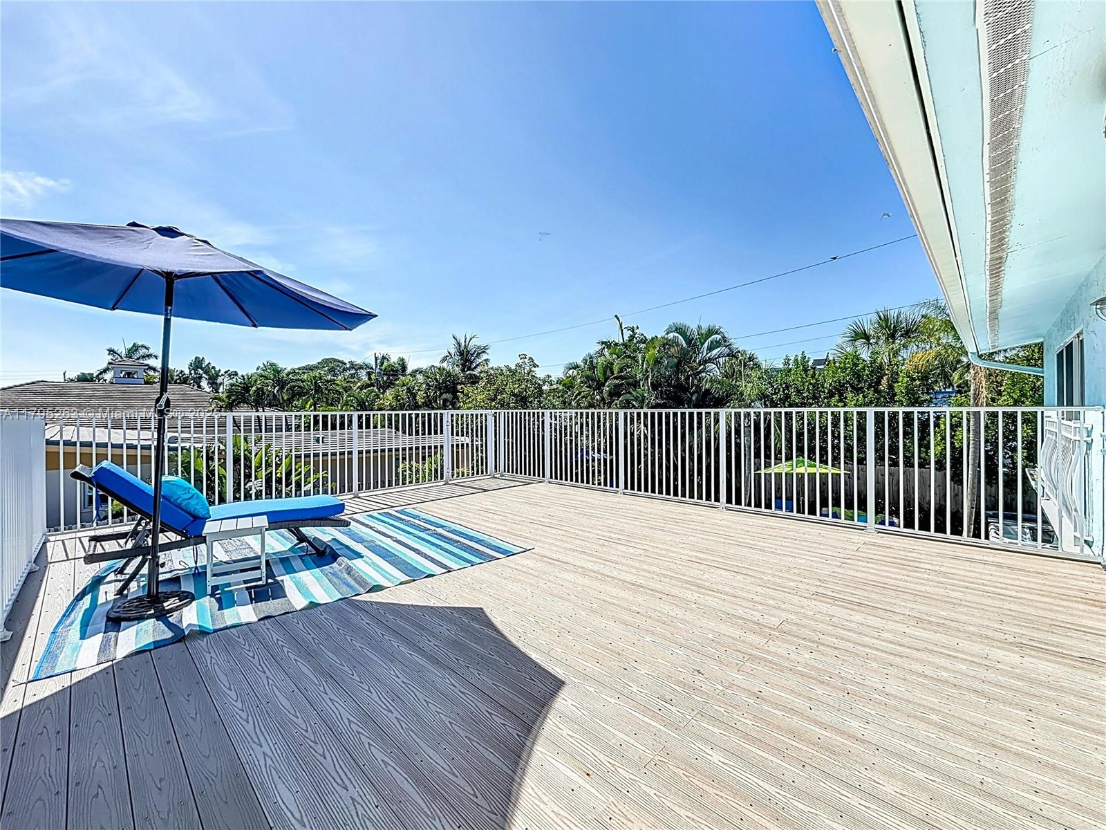 HILLSBORO SHORES SEC - Residential