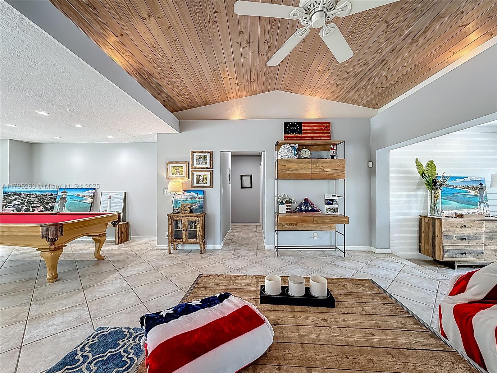HILLSBORO SHORES SEC - Residential