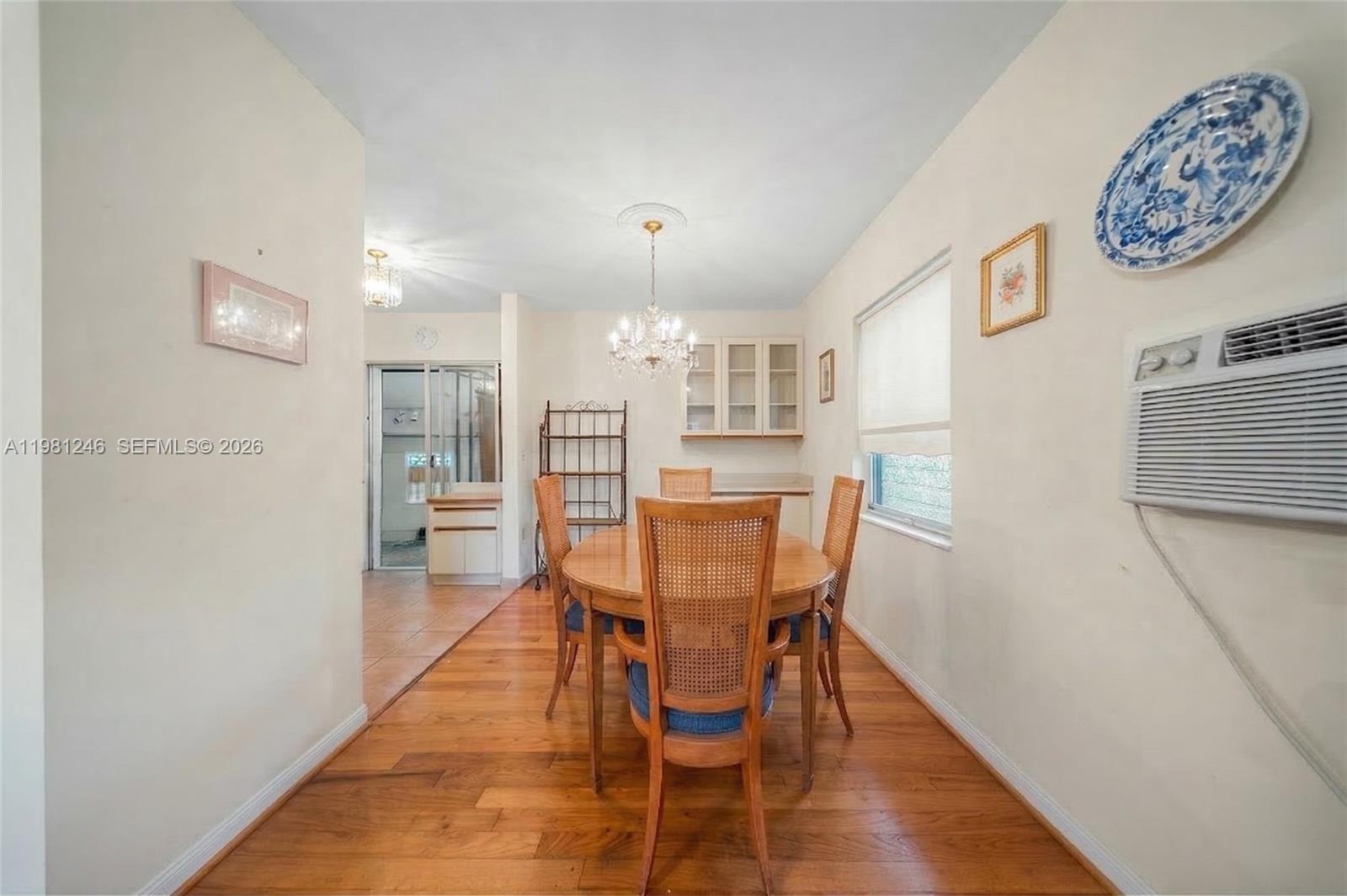 CORAL GROVES - Residential