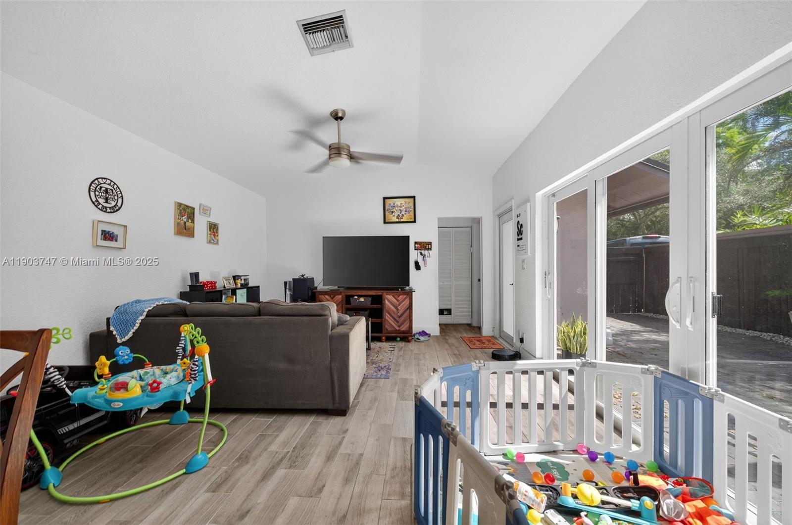 JORON PLAT - Residential