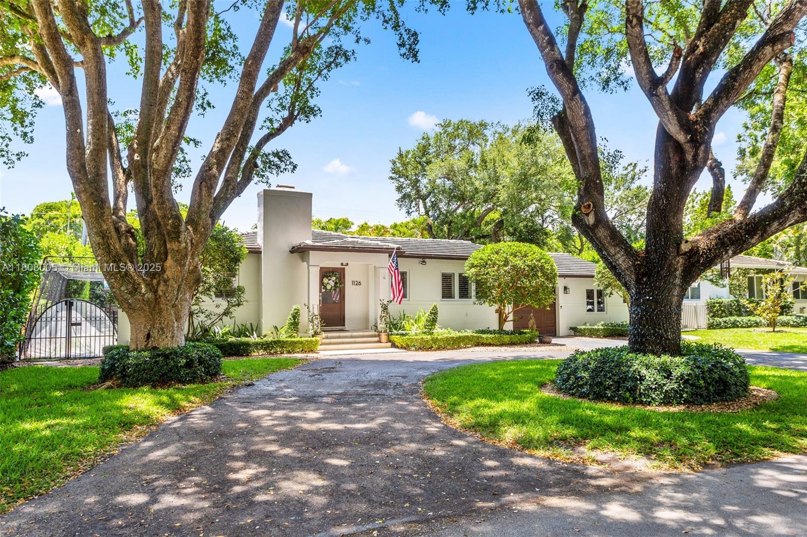 UNIVERSITY ESTATES - Residential