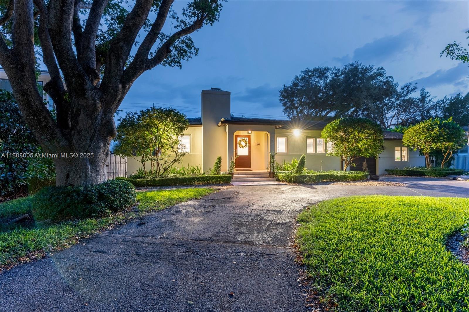 UNIVERSITY ESTATES - Residential