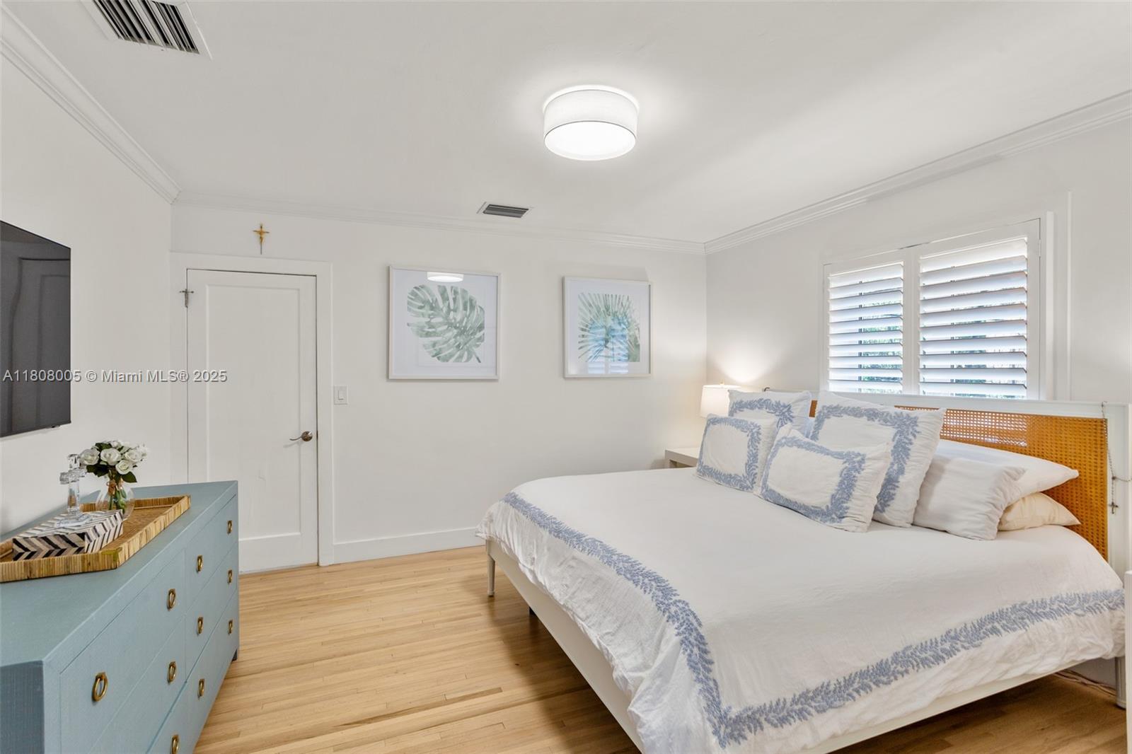 UNIVERSITY ESTATES - Residential