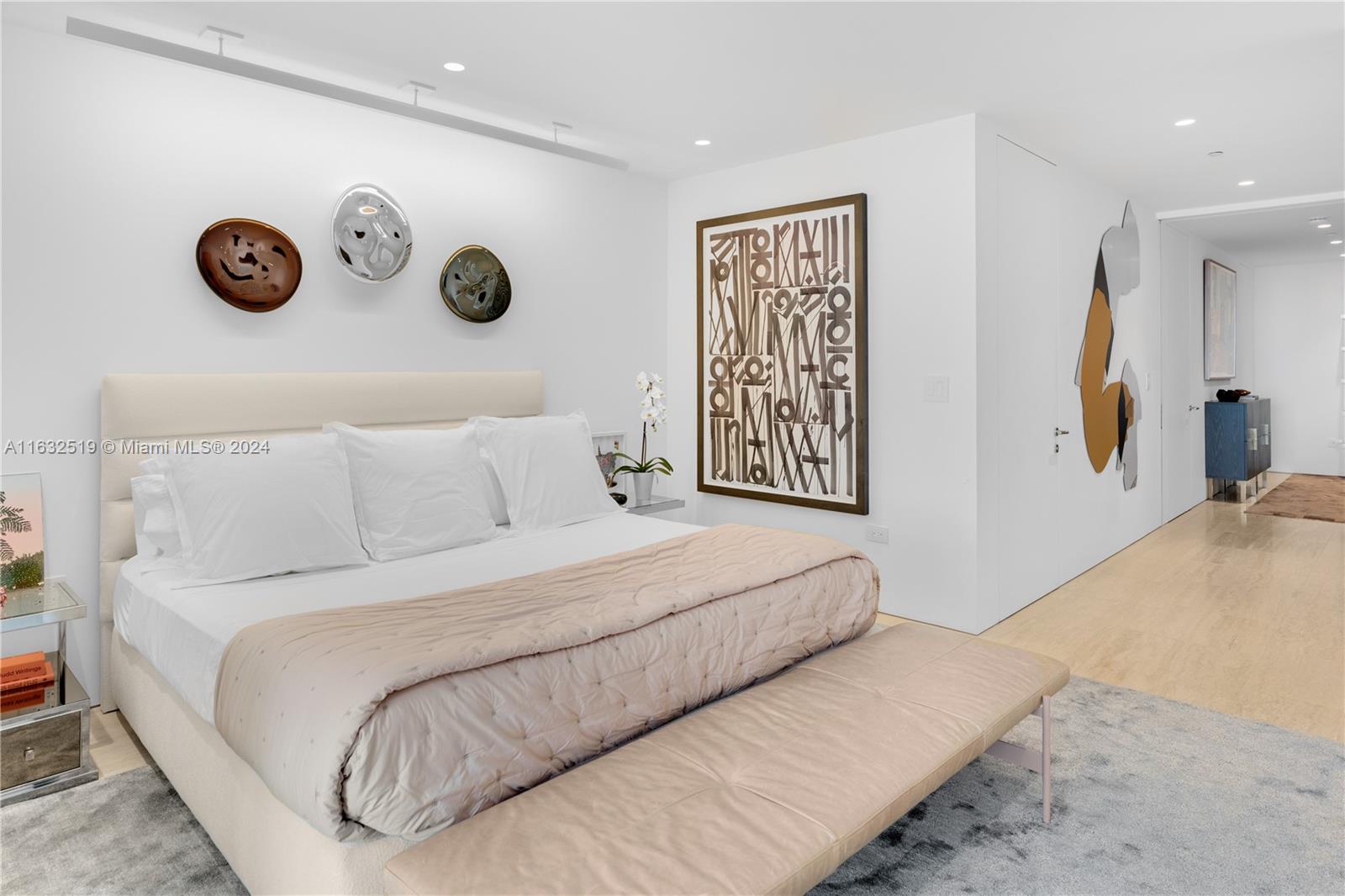 SURF CLUB CONDO - Residential