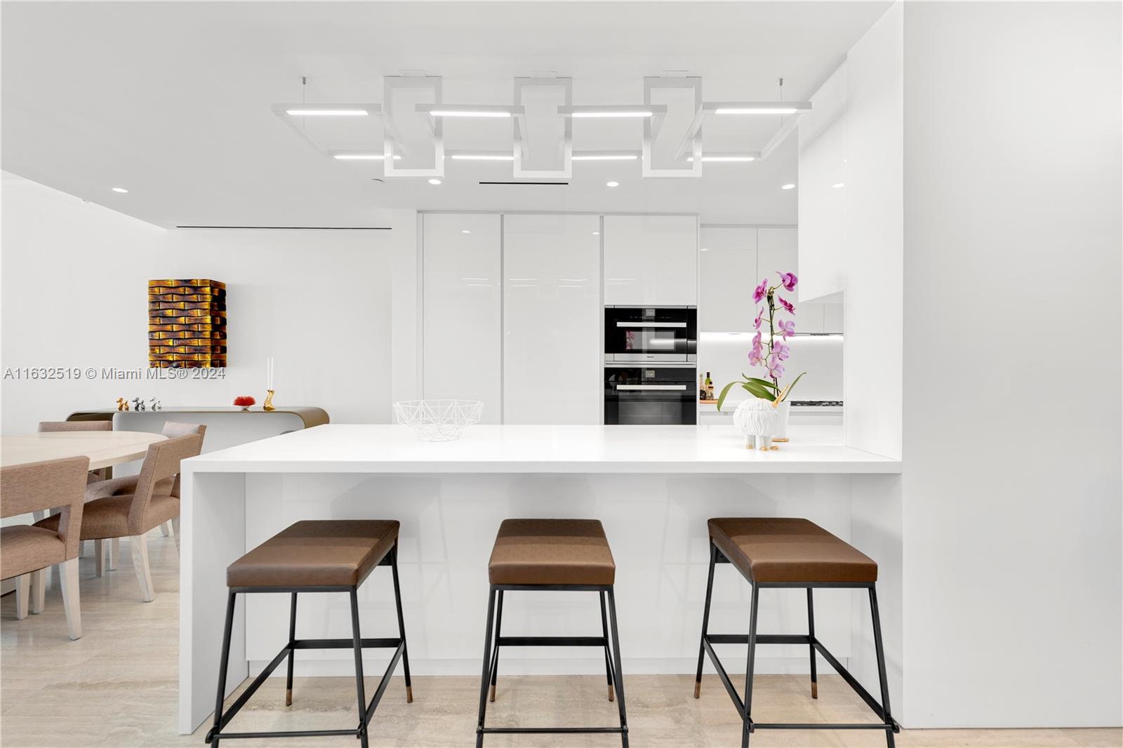 SURF CLUB CONDO - Residential