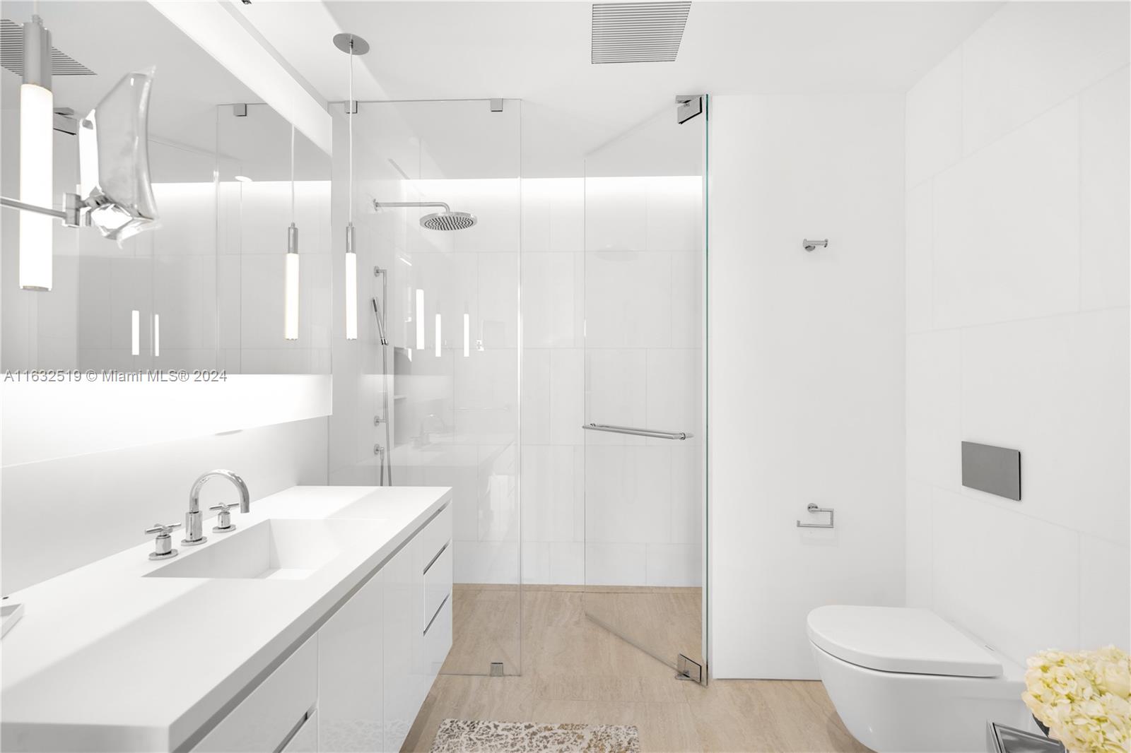 SURF CLUB CONDO - Residential