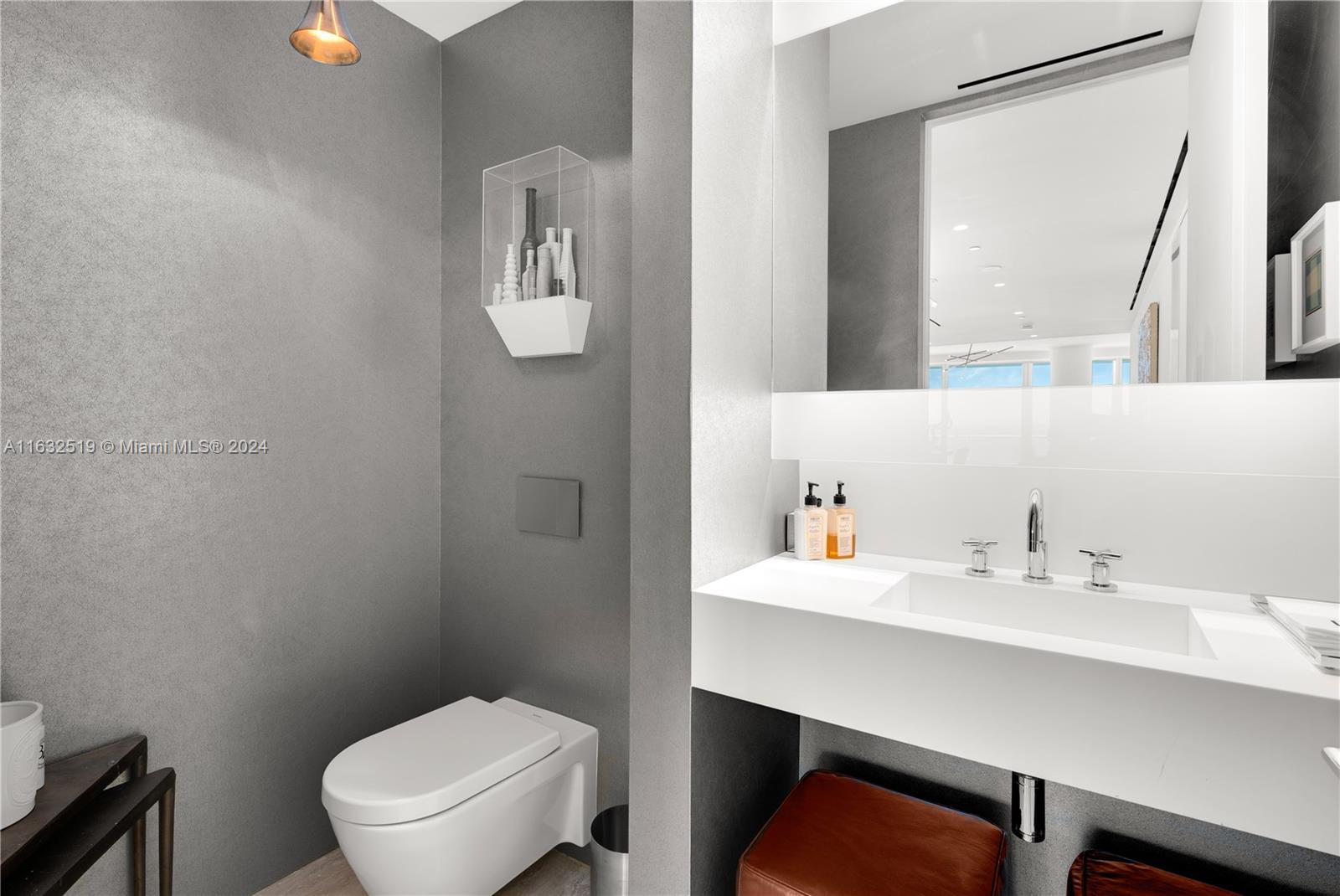 SURF CLUB CONDO - Residential