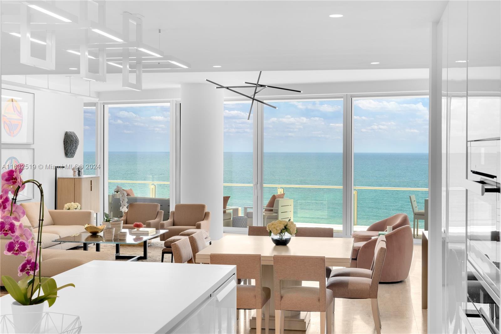 SURF CLUB CONDO - Residential