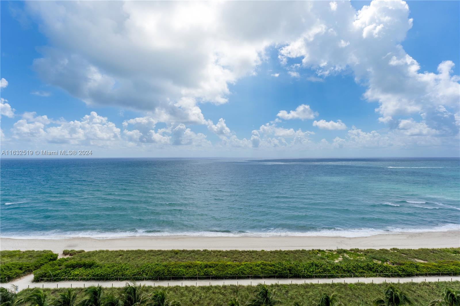 SURF CLUB CONDO - Residential