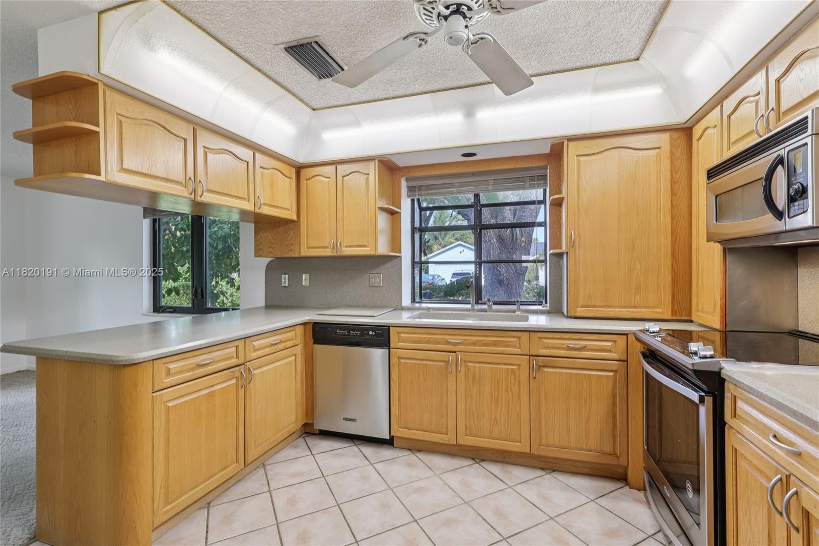 1860 NW 43rd St