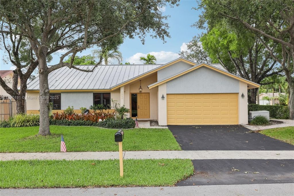 Photo of 1860 NW 43rd St, Oakland Park, FL 33309 (MLS # A11820191)