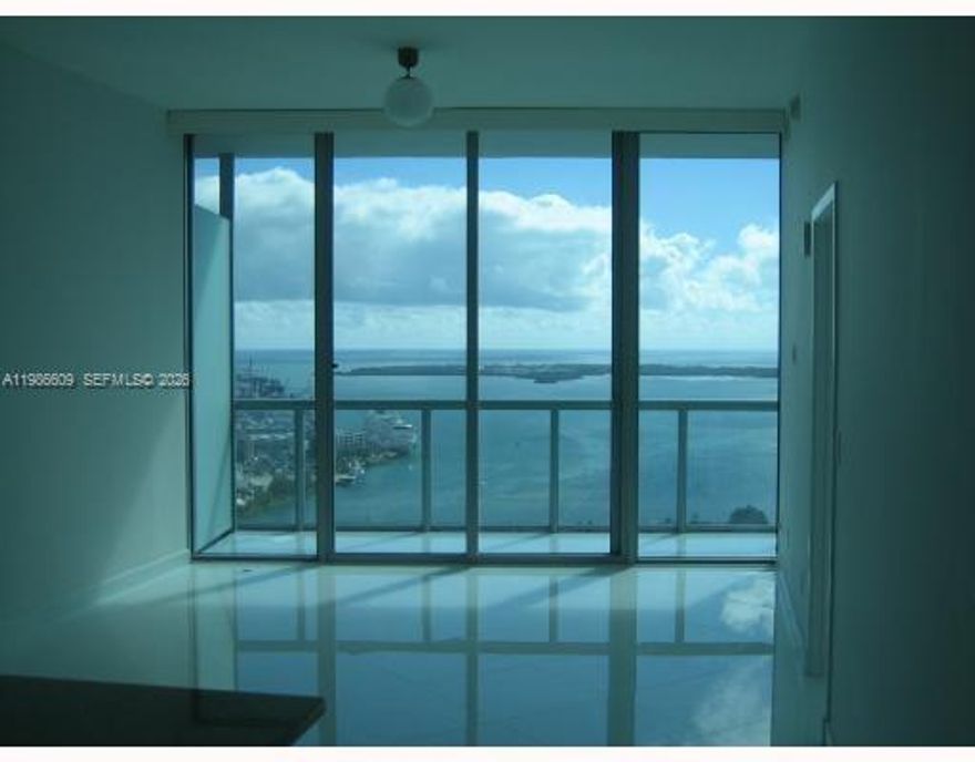 9 foot ceilings with floor to ceiling glass windows and beautiful views of Biscayne Bay, and Miami Beach Islands. 
In the heart of Downtown Miami, with easy access to I-95, 836, Brickell and South Beach. Spacious 1 bedroom apt, with on suite master bathroom, separate tub and shower, dual sink, and walk in closet. Washer and dryer inside unit. Electric shades in the bedroom and living area. Stainless Steel appliances. Building amenities includes sunrise and sunset pools, hot tub and cool plunge, State of the art fitness Center, business center, convenience store in the lobby, and on site management office.
AVAILABLE IN MAY for annual lease.