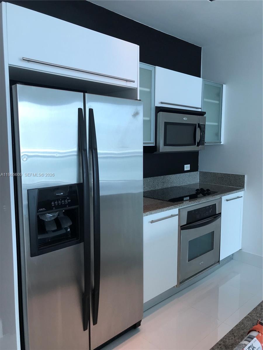 MARINABLUE CONDO - Residential Lease