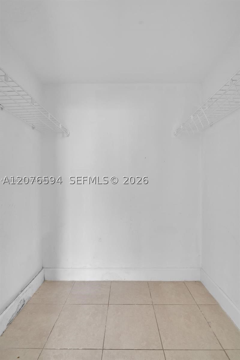 9143 SW 77th Ave B710