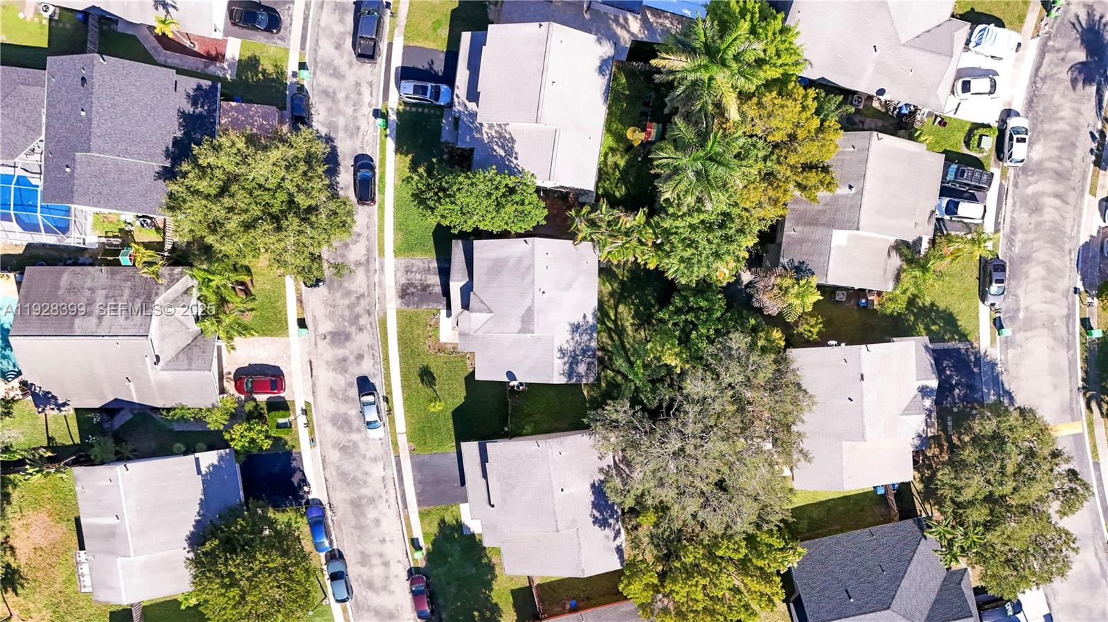 SAWGRASS ESTATES - Residential