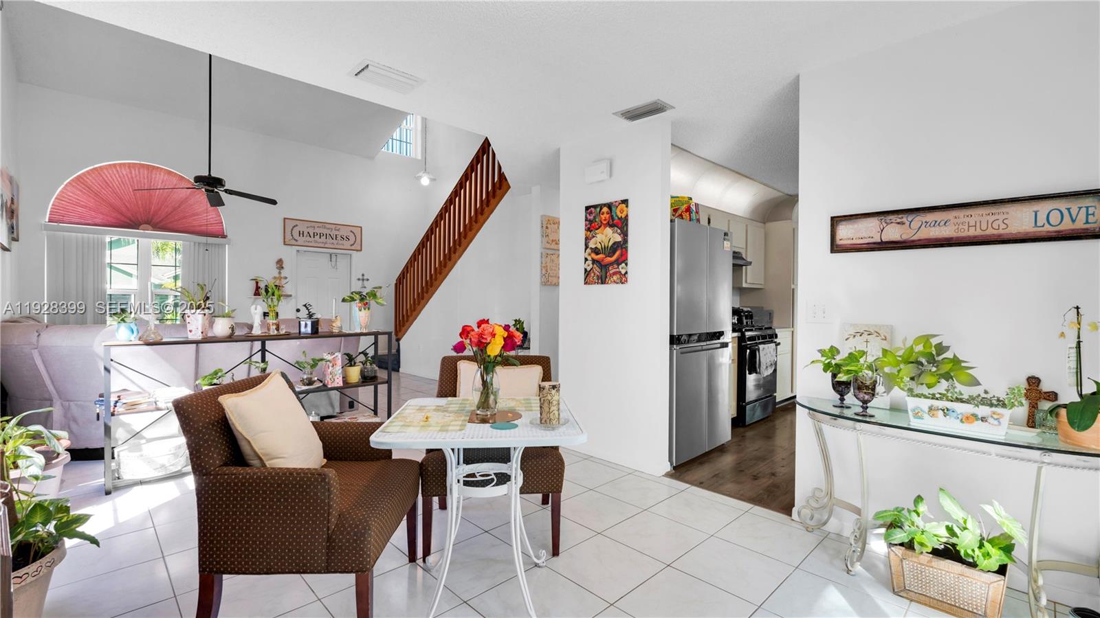 SAWGRASS ESTATES - Residential