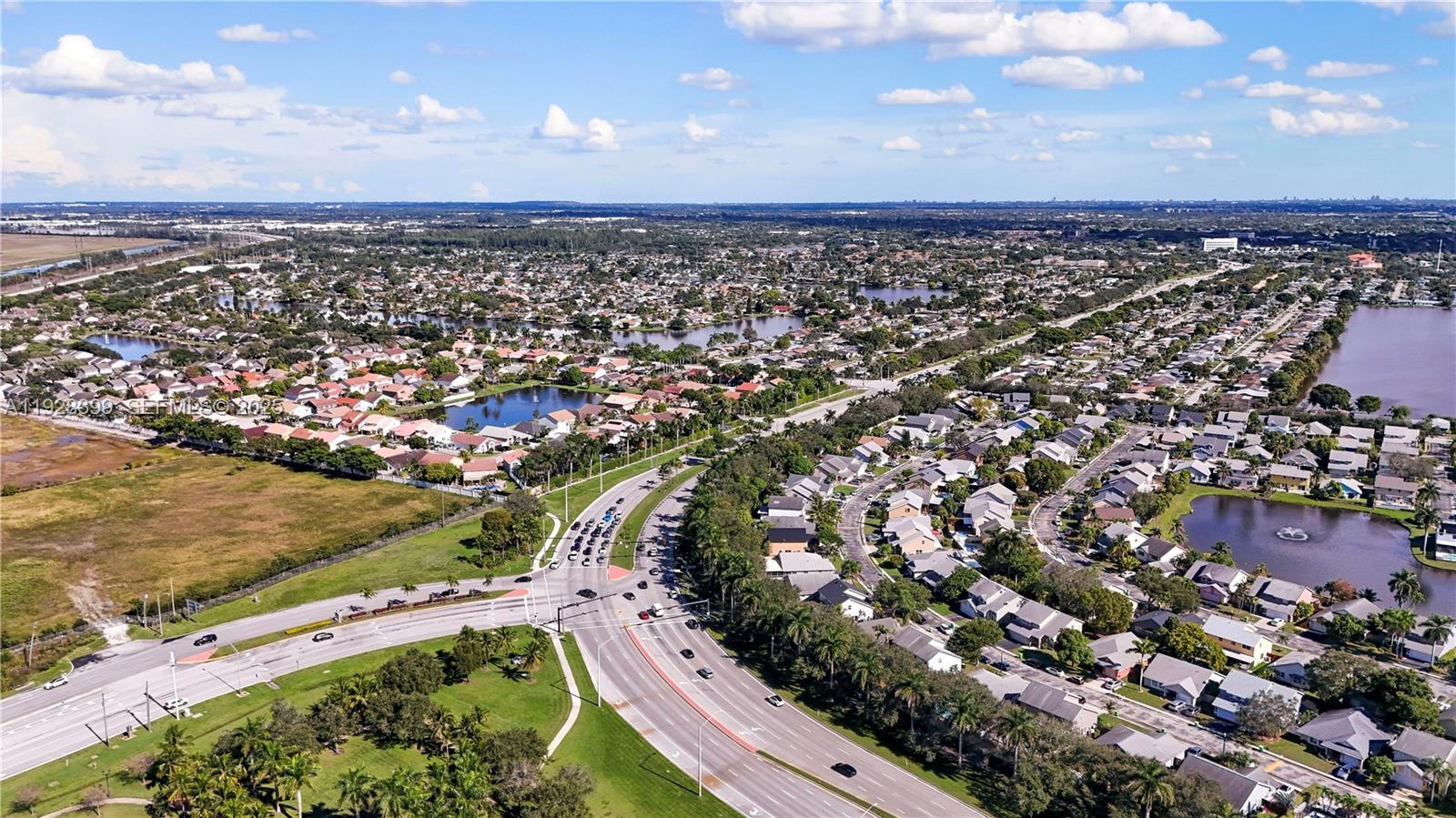 SAWGRASS ESTATES - Residential