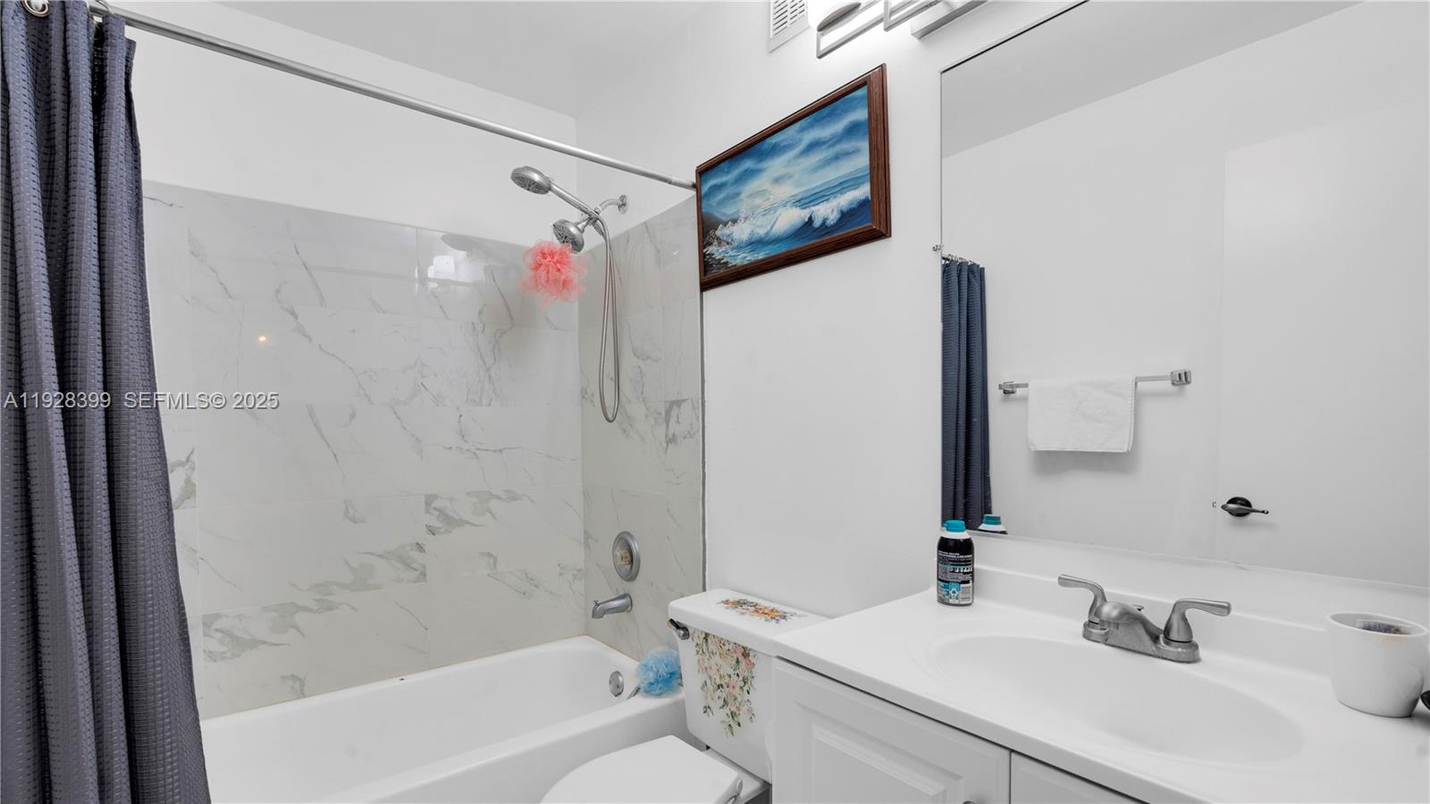 SAWGRASS ESTATES - Residential