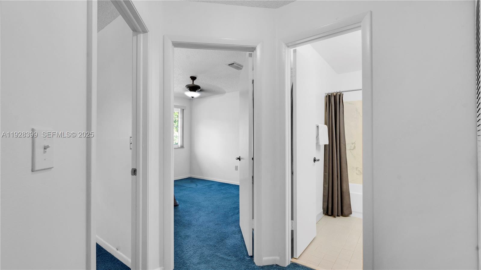 SAWGRASS ESTATES - Residential