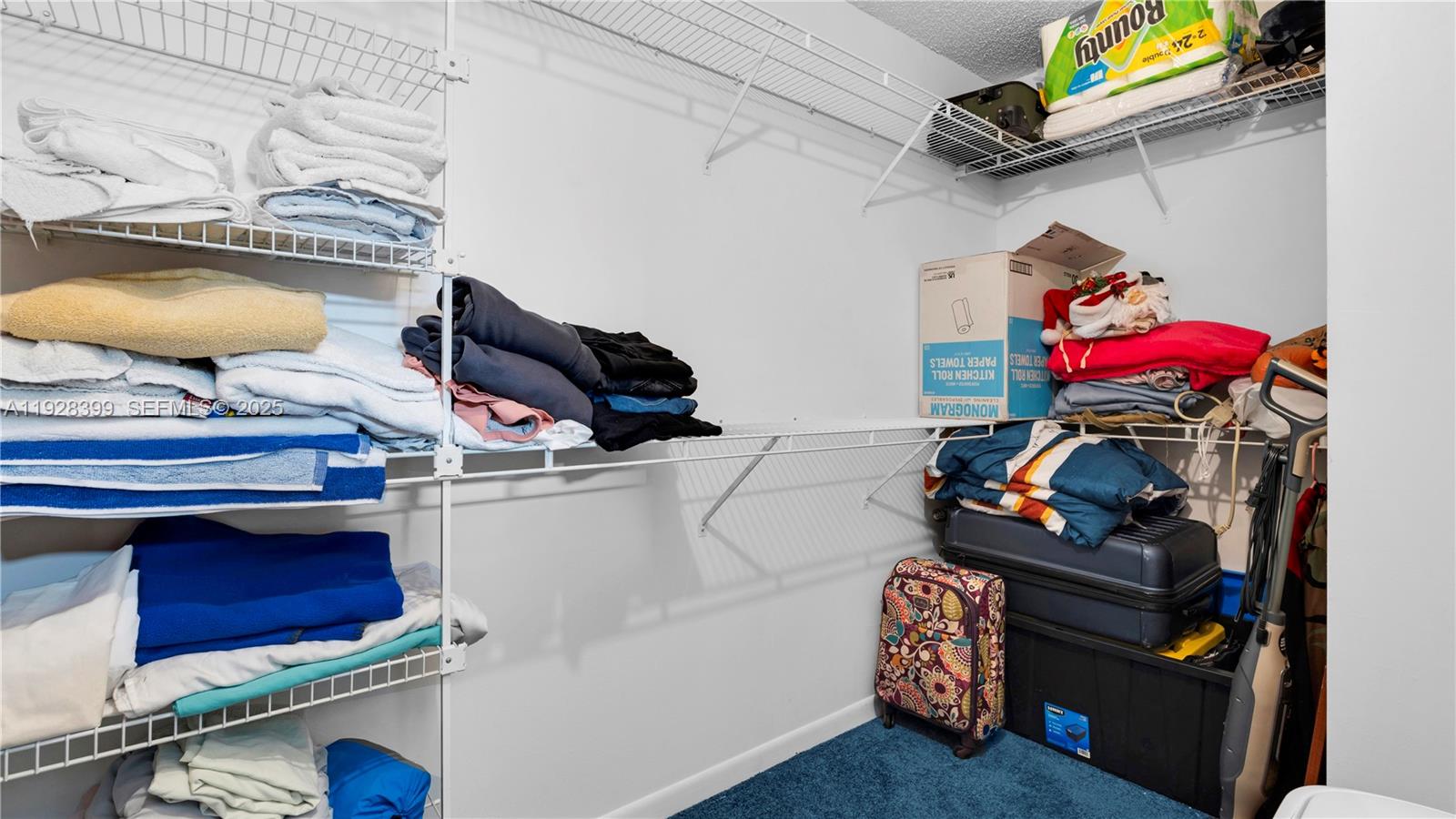 SAWGRASS ESTATES - Residential