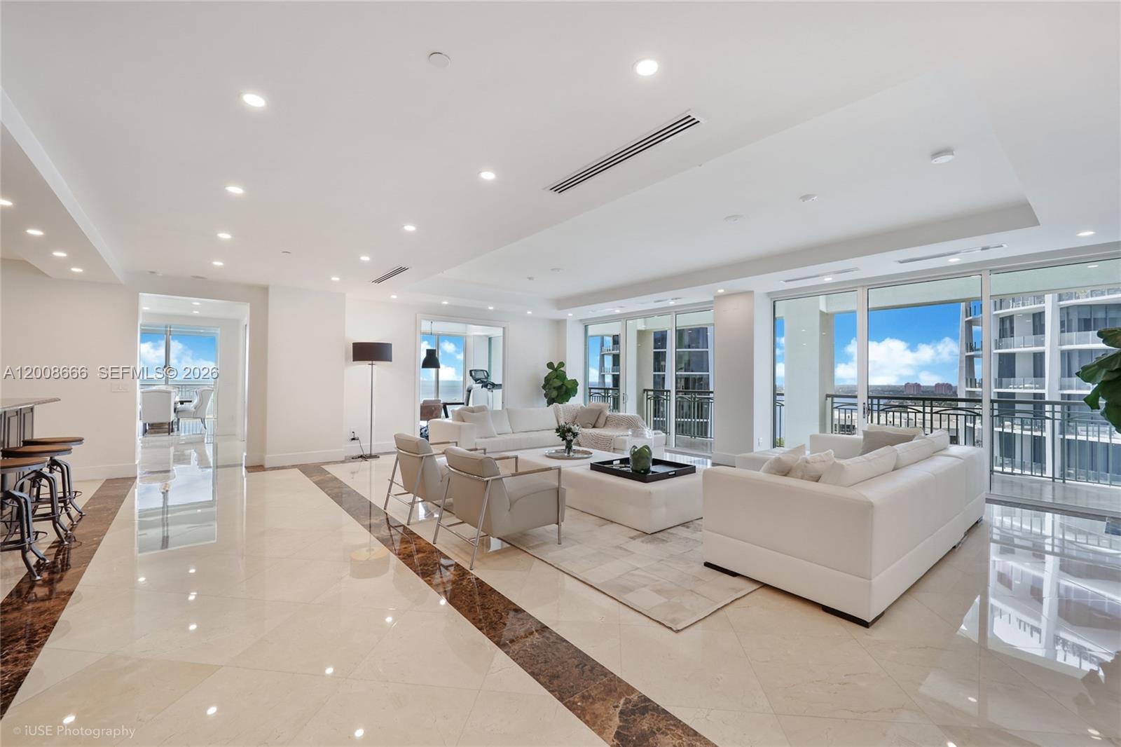 3400 SW 27th Ave 2202