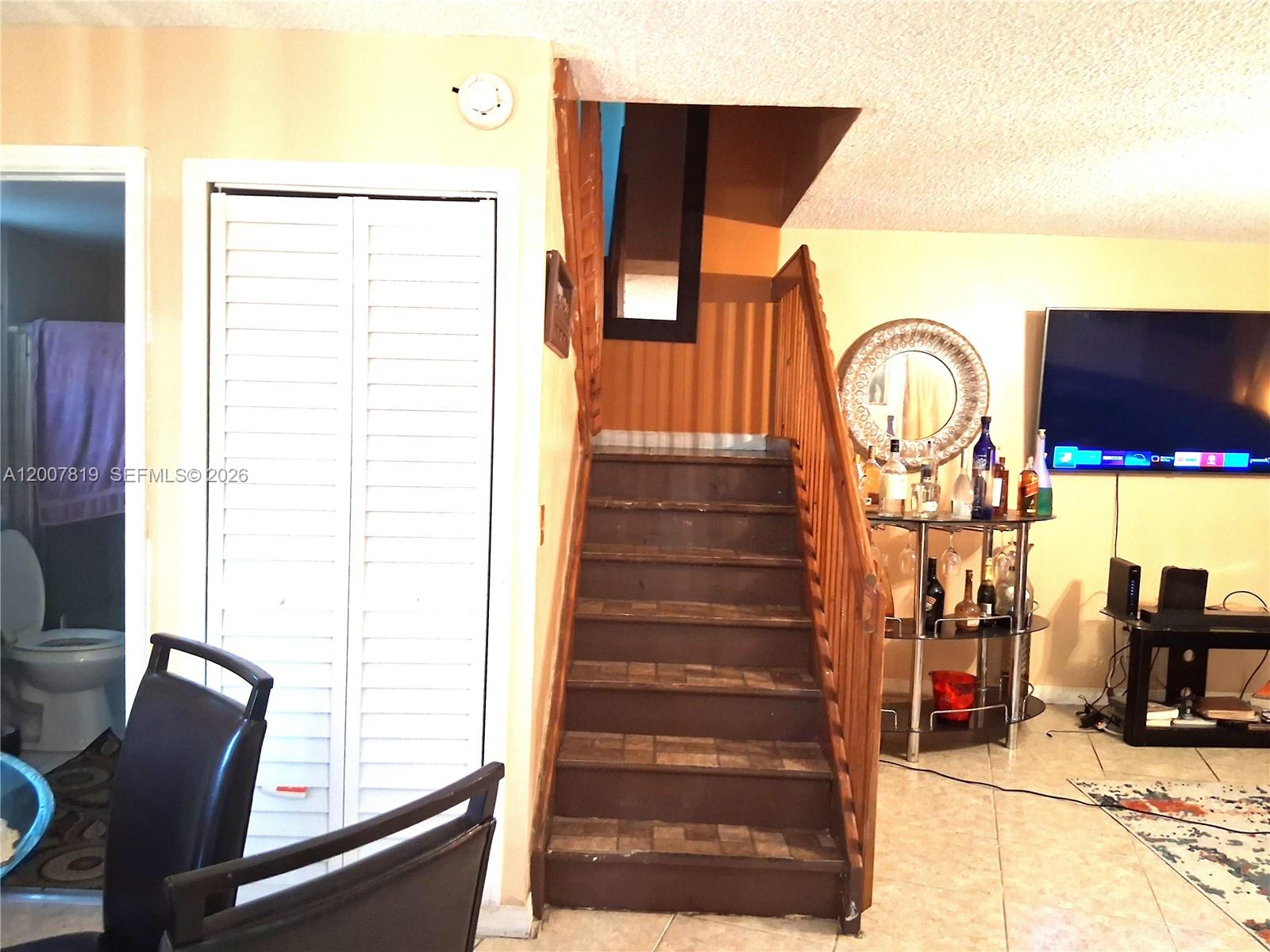 HOLLYWOOD RIDGE FARMS - Residential