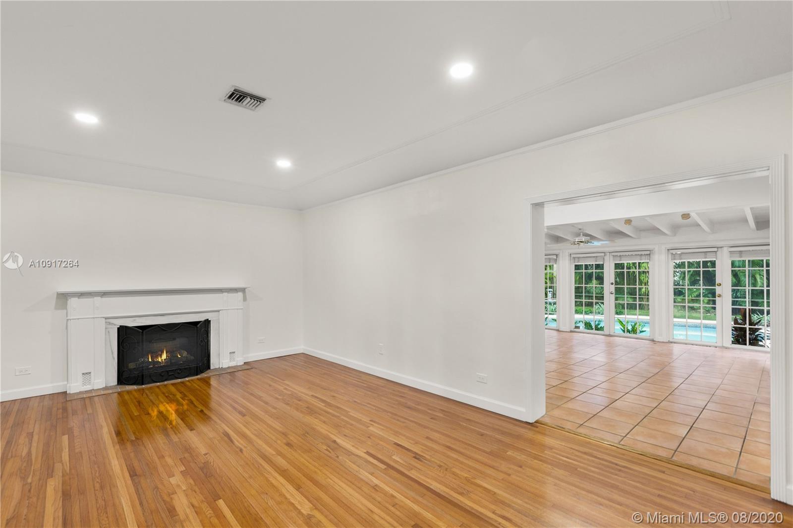 CORAL GABLES COUNTRY CLUB - Residential