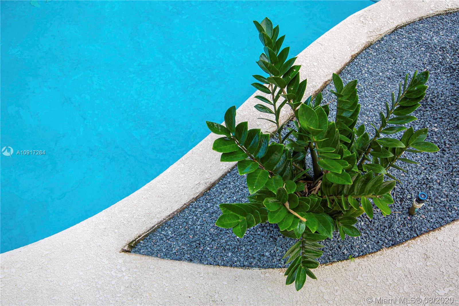 CORAL GABLES COUNTRY CLUB - Residential