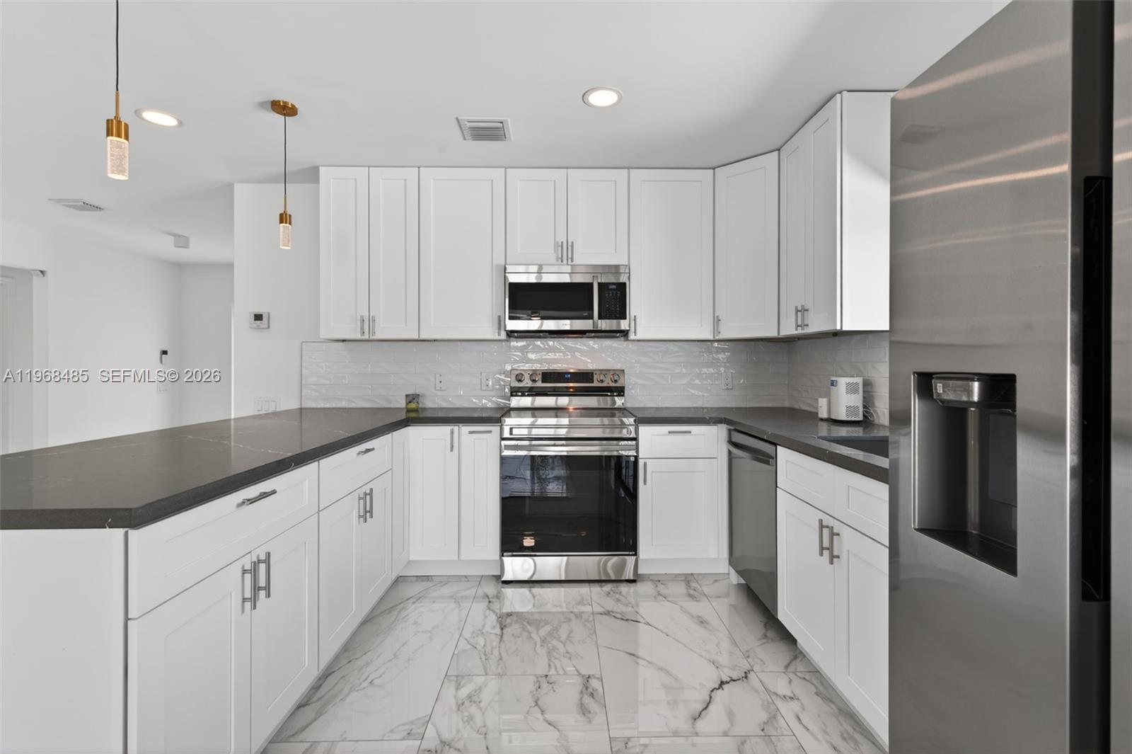 FRANKLIN PARK - Residential