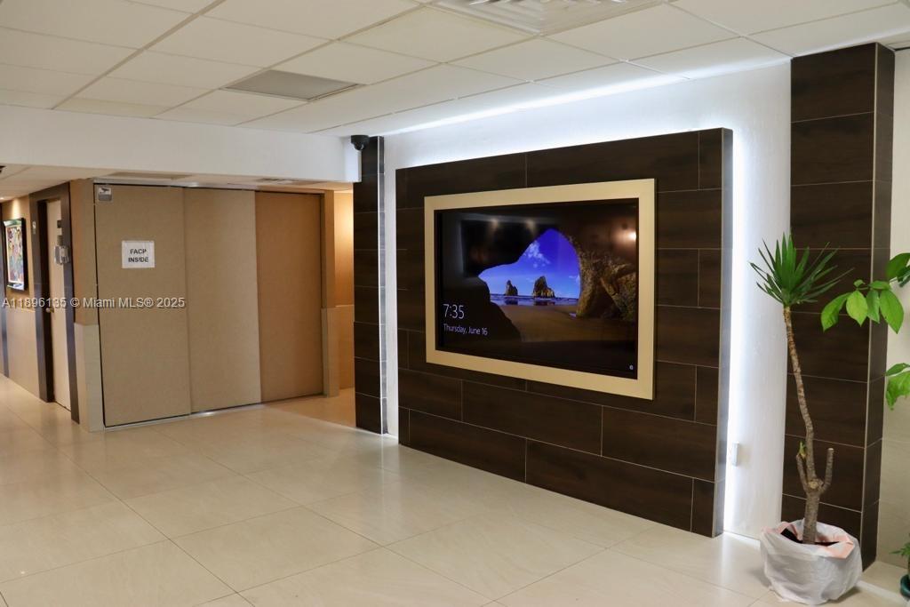 MANORS OF INVERRARY XII - Residential Lease