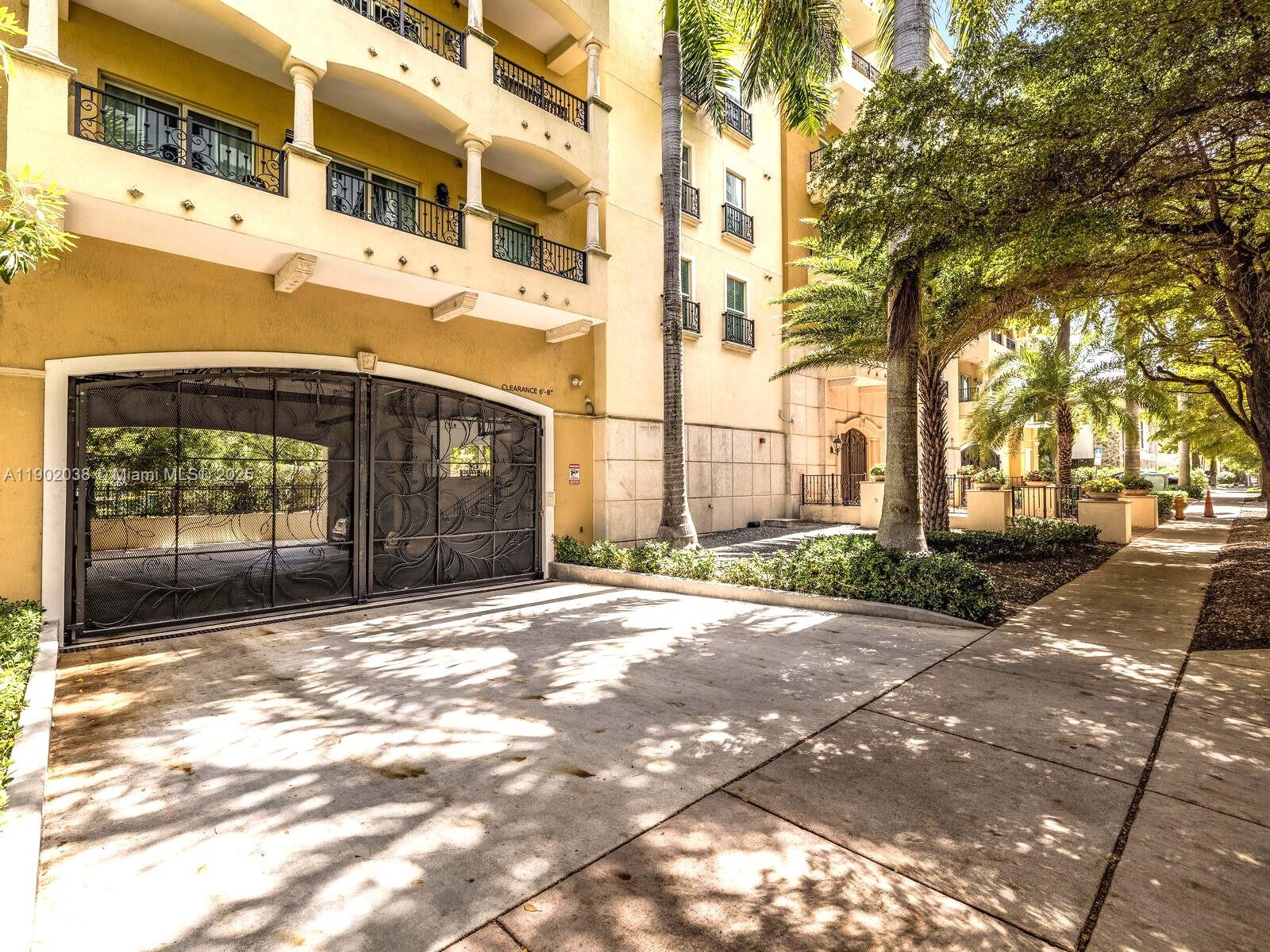 VILLA CALABRIA CONDO - Residential